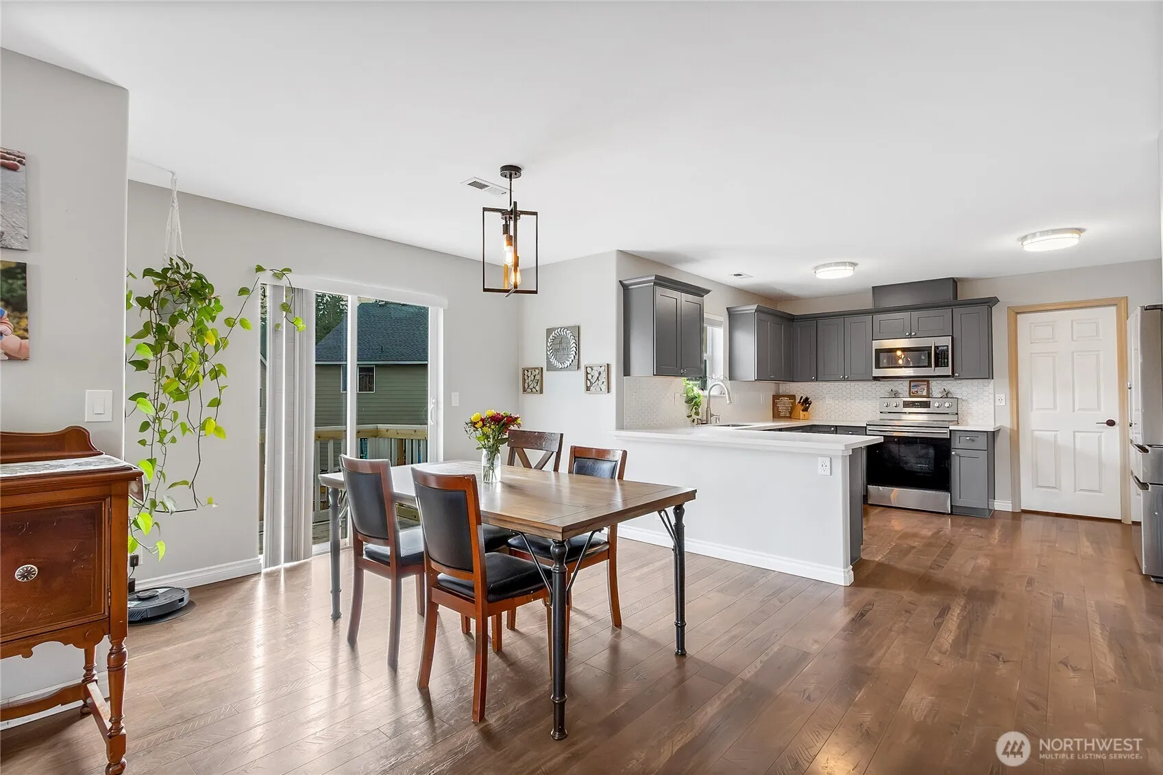 Property photo for 17808 114th Street Ct E, Bonney Lake photo 5