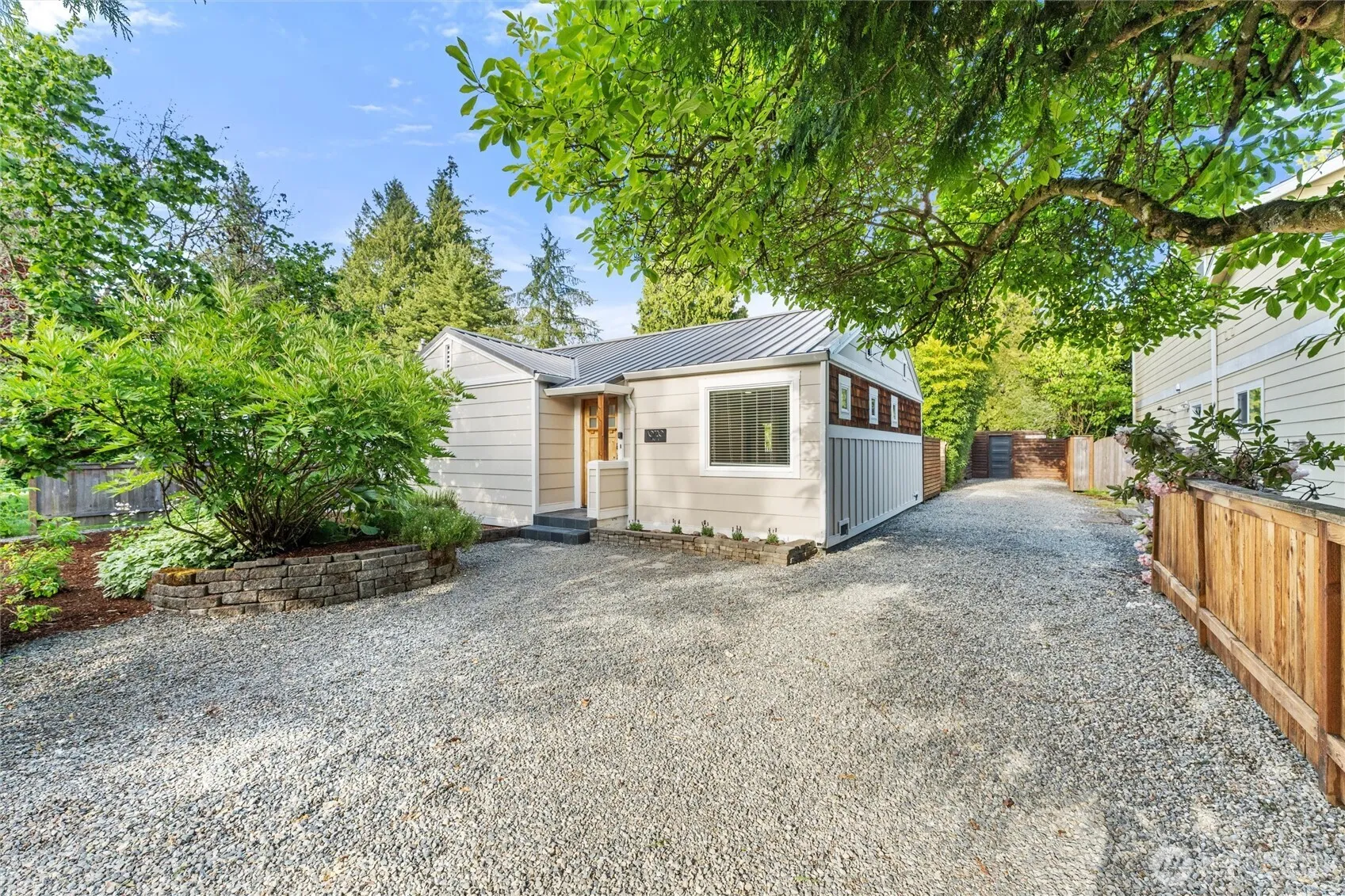 Property photo for 10720 Phinney Avenue N, Seattle
