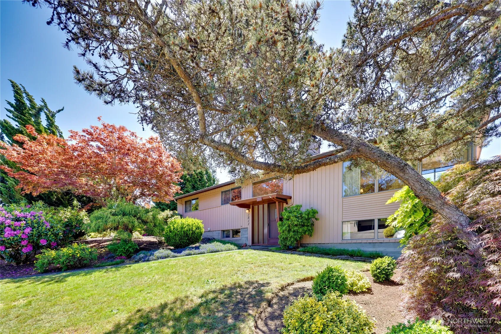 Property photo for 1511 E 33rd Street, Bremerton photo 3