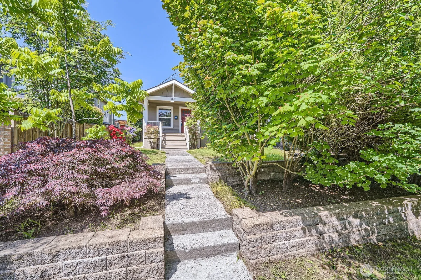 Property photo for 8831 18th Avenue Sw, Seattle photo 4