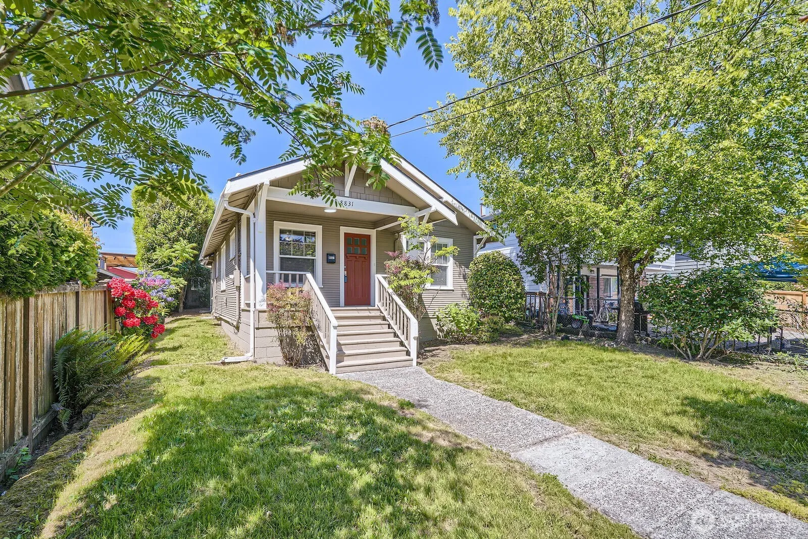 Property photo for 8831 18th Avenue Sw, Seattle photo 3