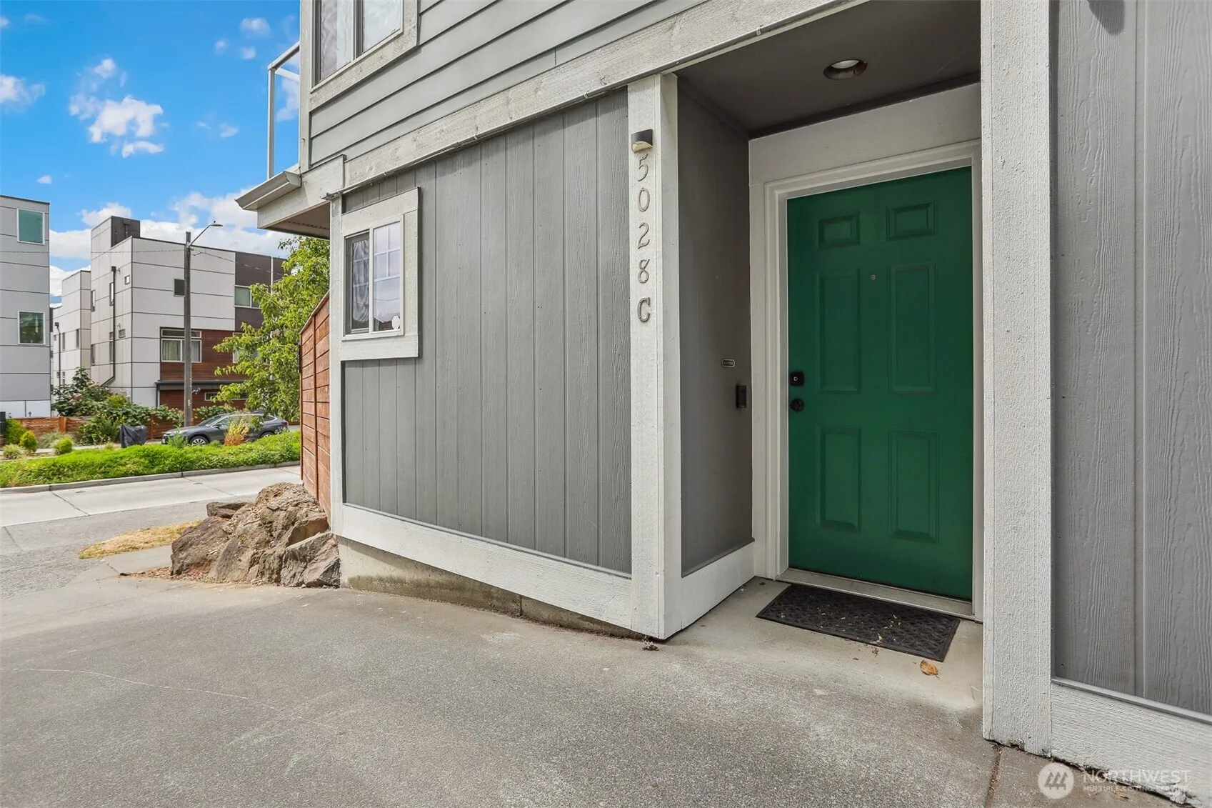 Property photo for 5028 Delridge Way Sw #c, Seattle photo 2