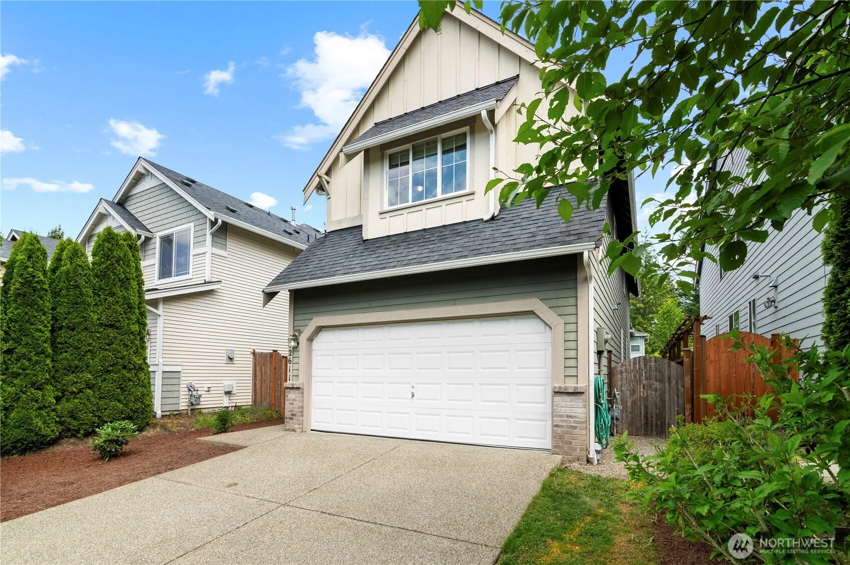 Property photo for 12611 13th Avenue Se, Everett photo 2