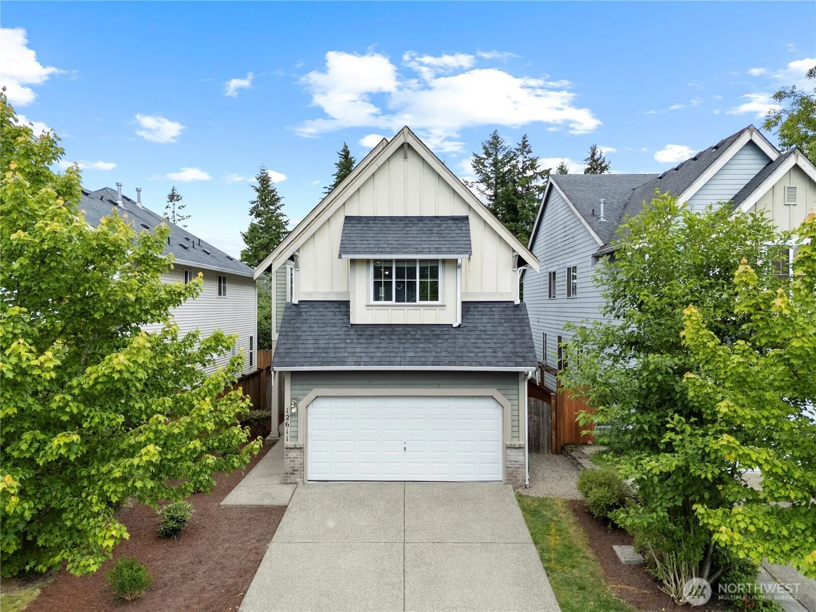 Property photo for 12611 13th Avenue Se, Everett