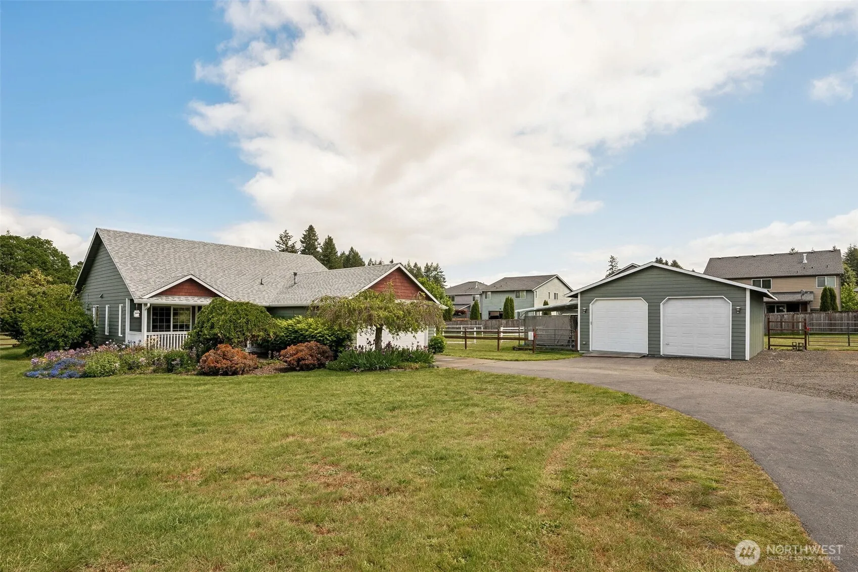Property photo for 8226 Mullen Road Se, Lacey photo 3