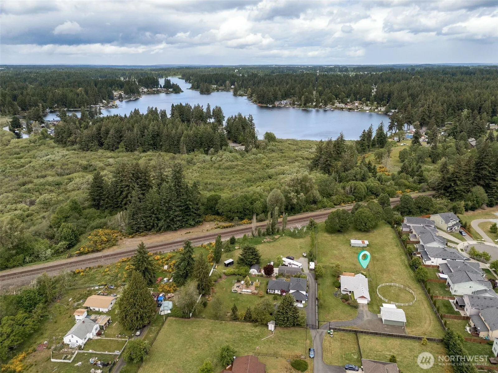 Property photo for 8226 Mullen Road Se, Lacey photo 4