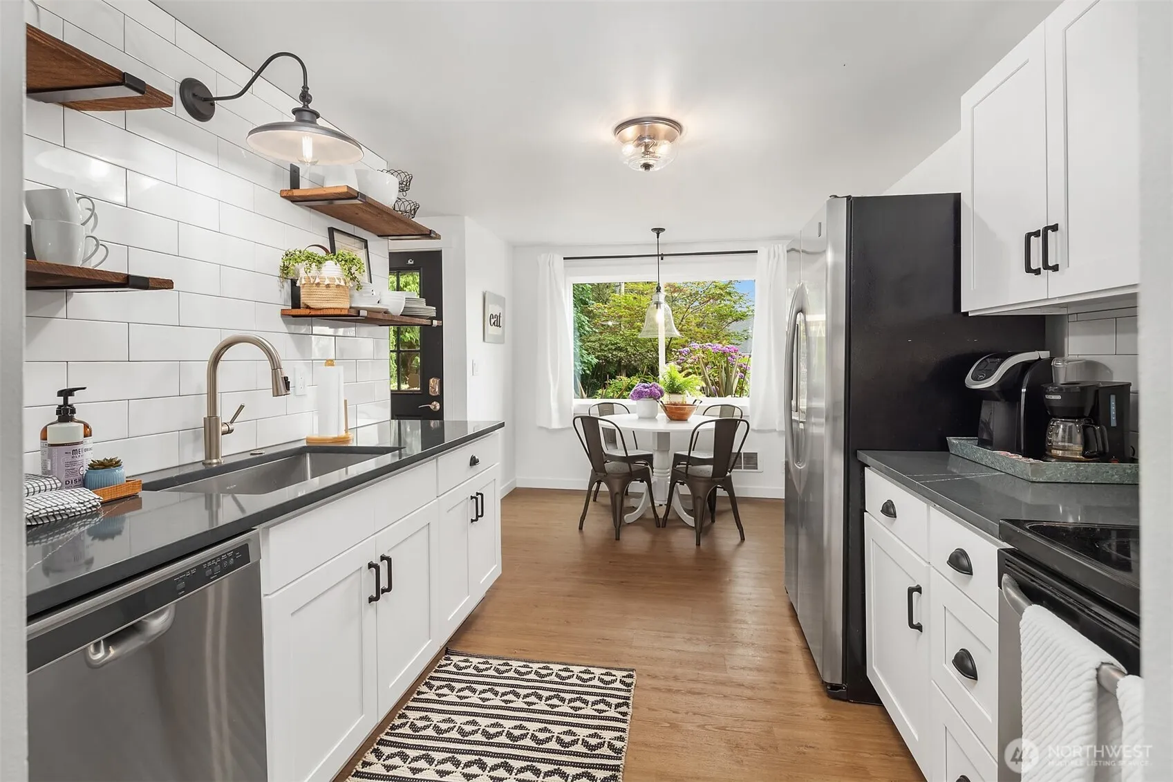 Property photo for 744 -746 3rd Street S, Kirkland photo 5