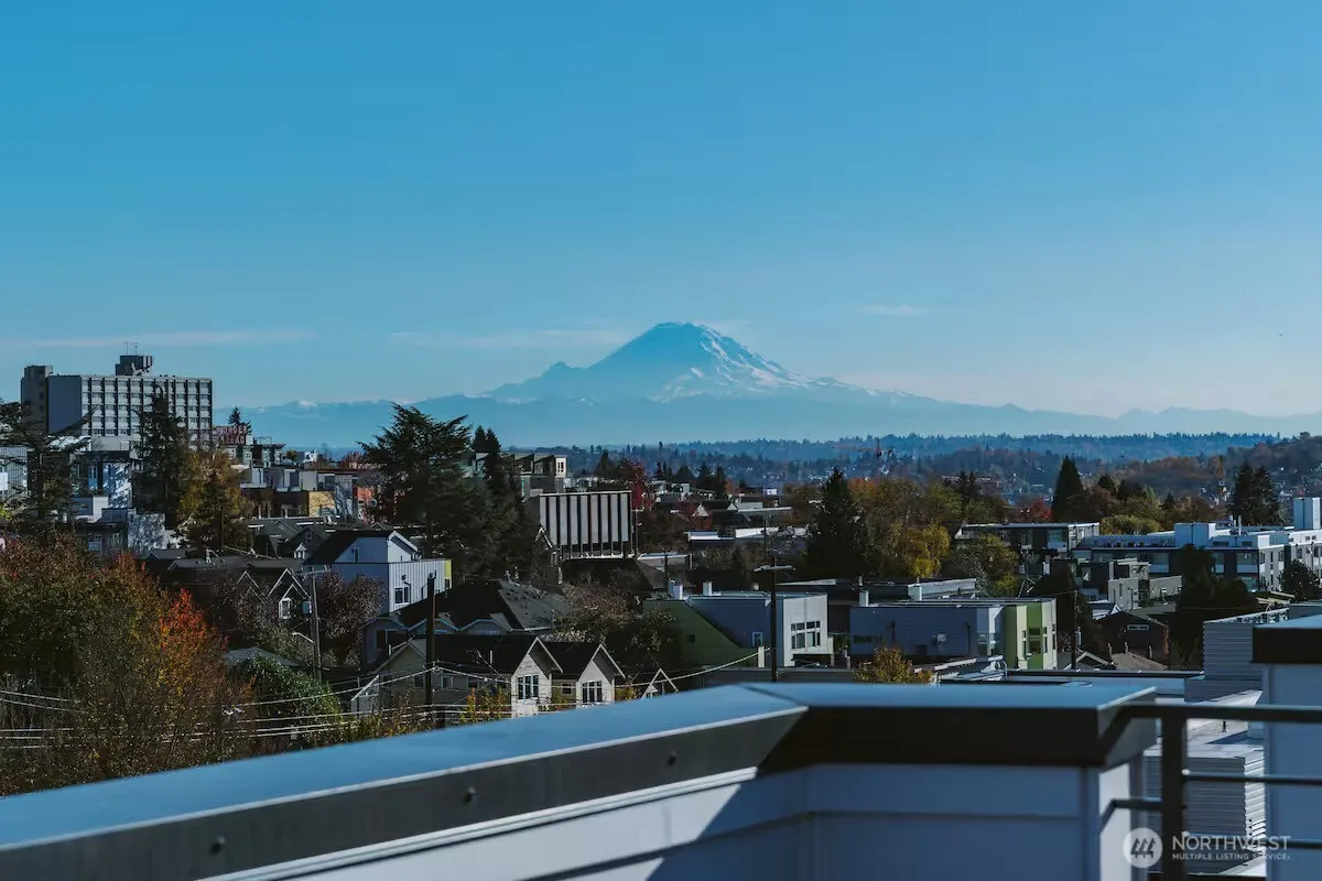 Property photo for 1300 E Remington Court #d, Seattle