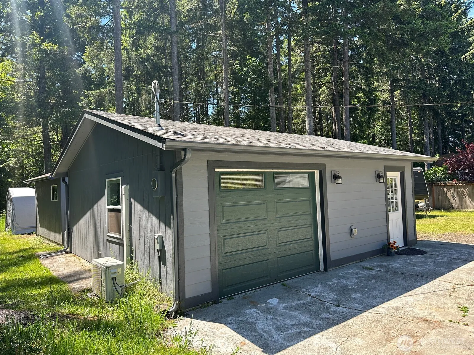 Property photo for 2339 Westwind Drive Nw, Olympia photo 3