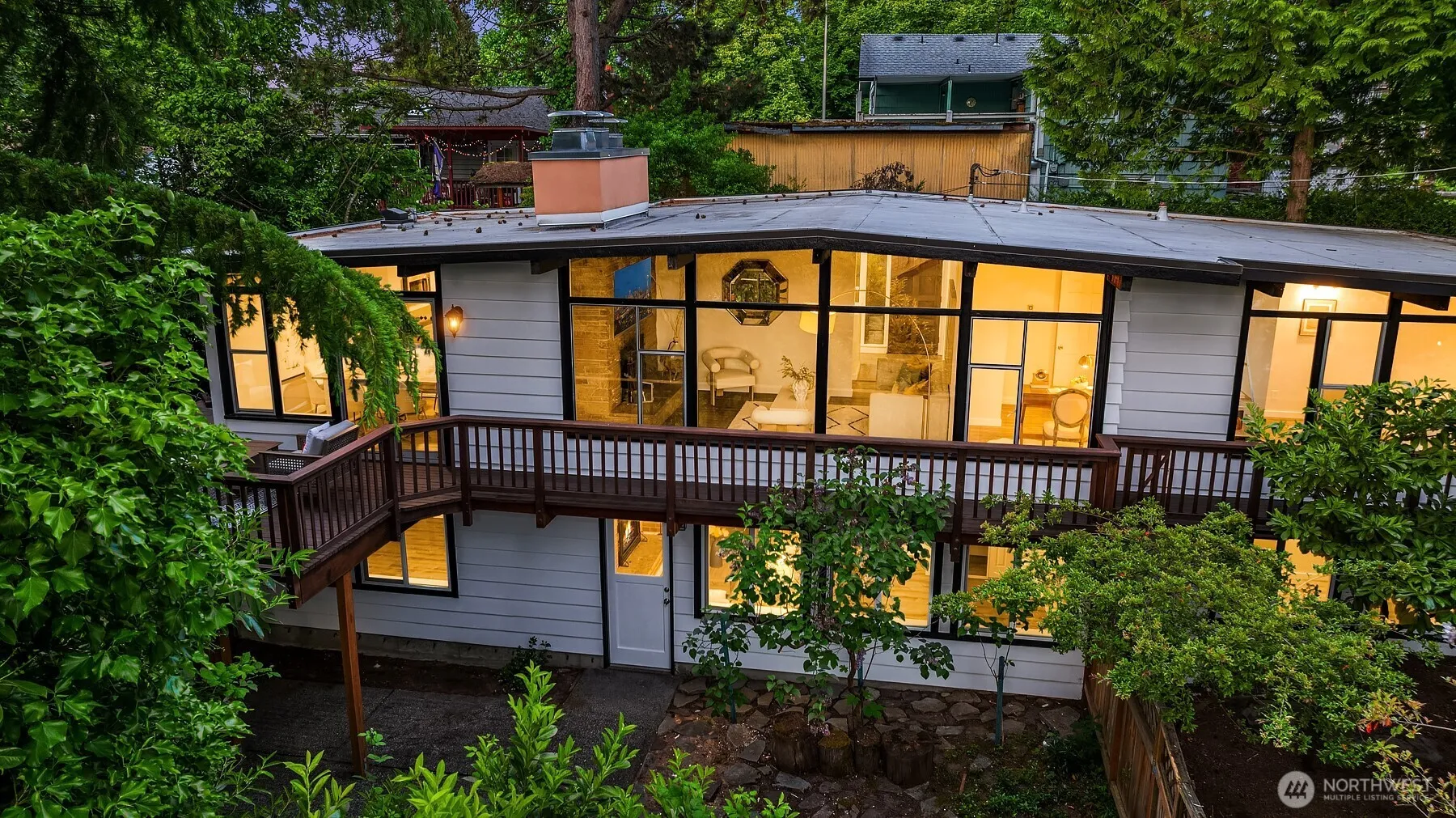 Property photo for 846 Ne 104th Street, Seattle