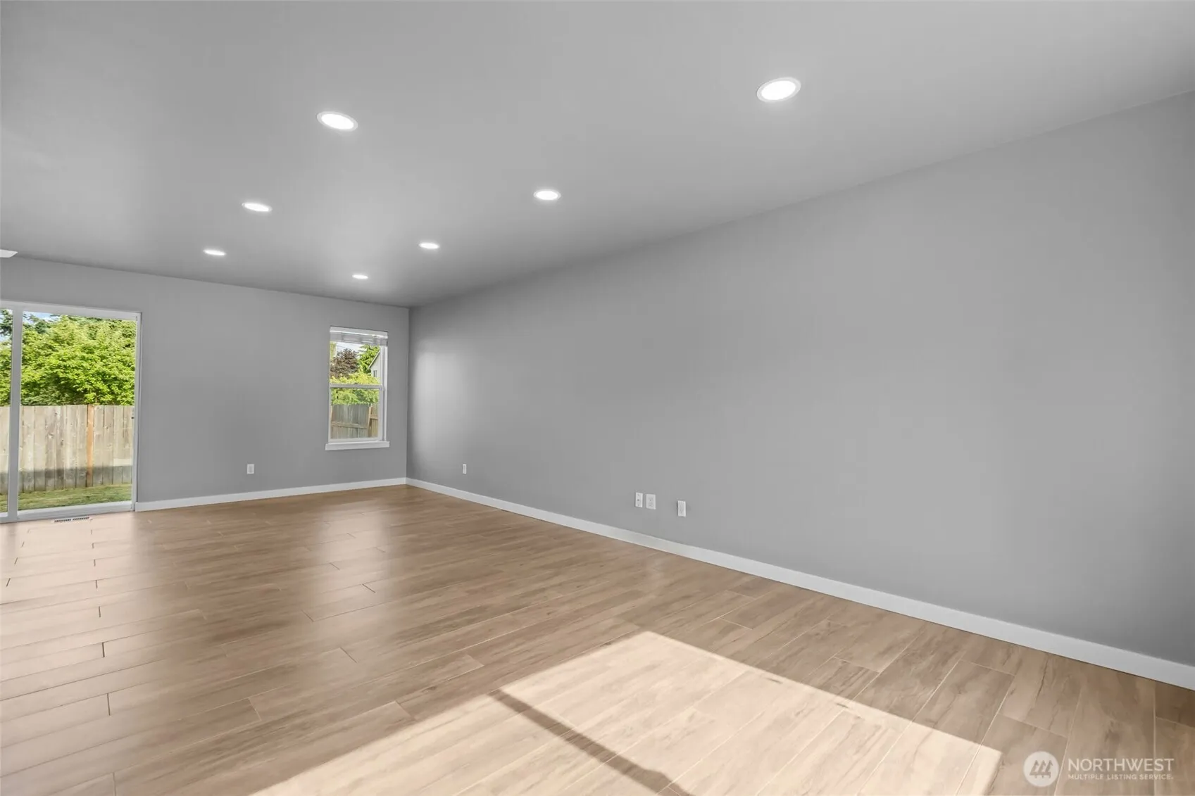 Property photo for 6005 E I Street, Tacoma photo 2