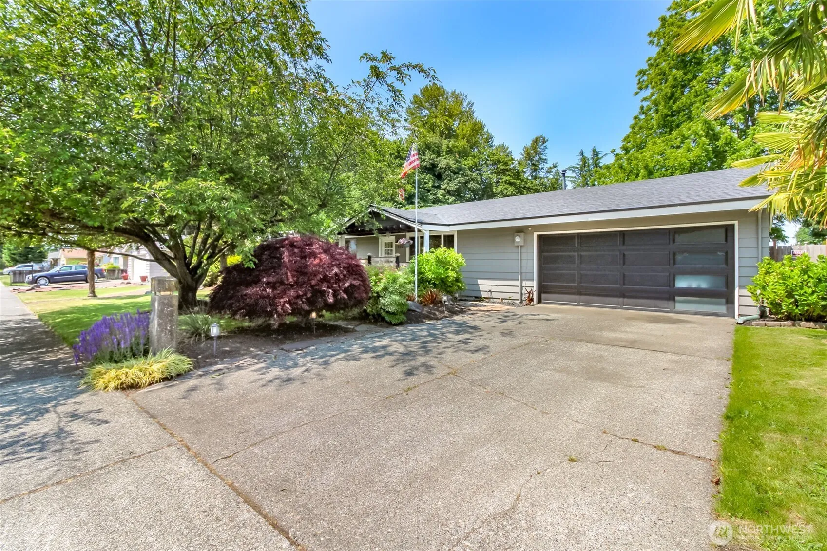 Property photo for 1109 28th Street Se, Auburn