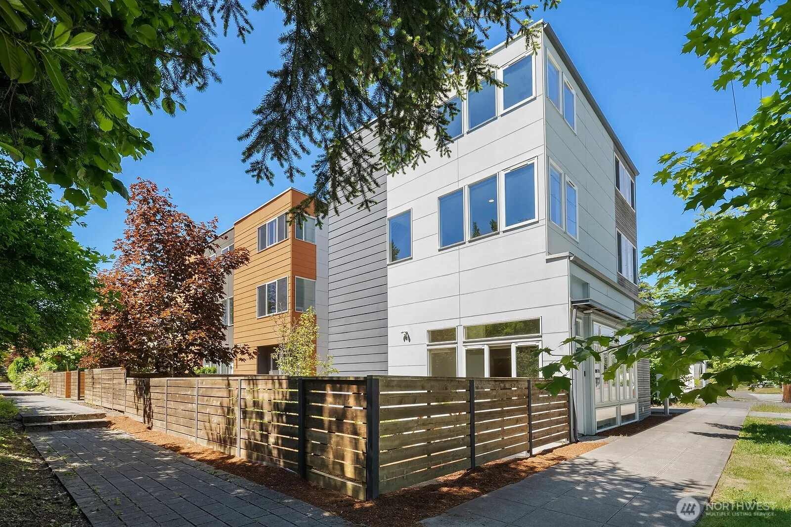 Property photo for 13329 1st Avenue Ne, Seattle photo 2