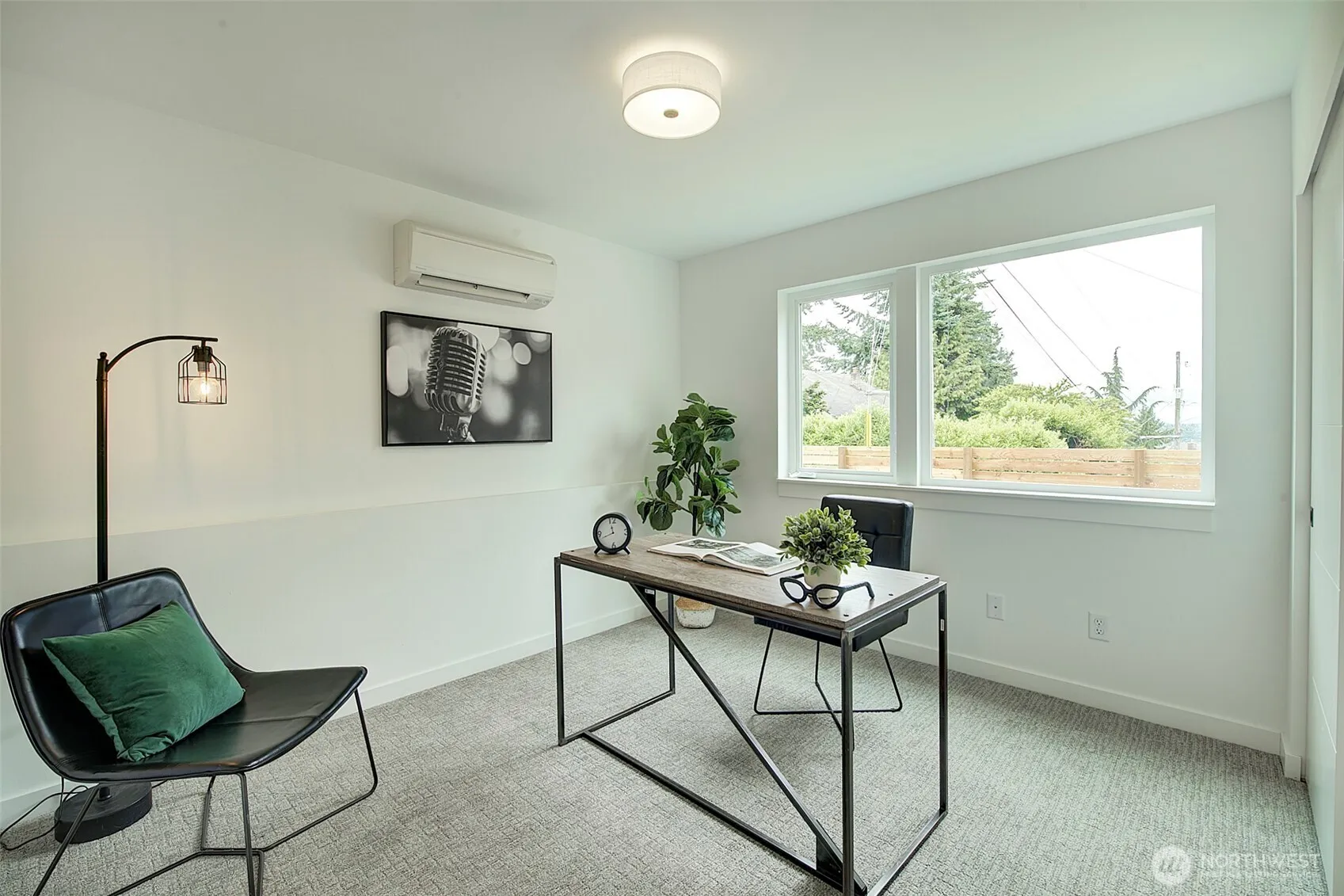 Property photo for 5220 1st Avenue Nw, Seattle photo 4