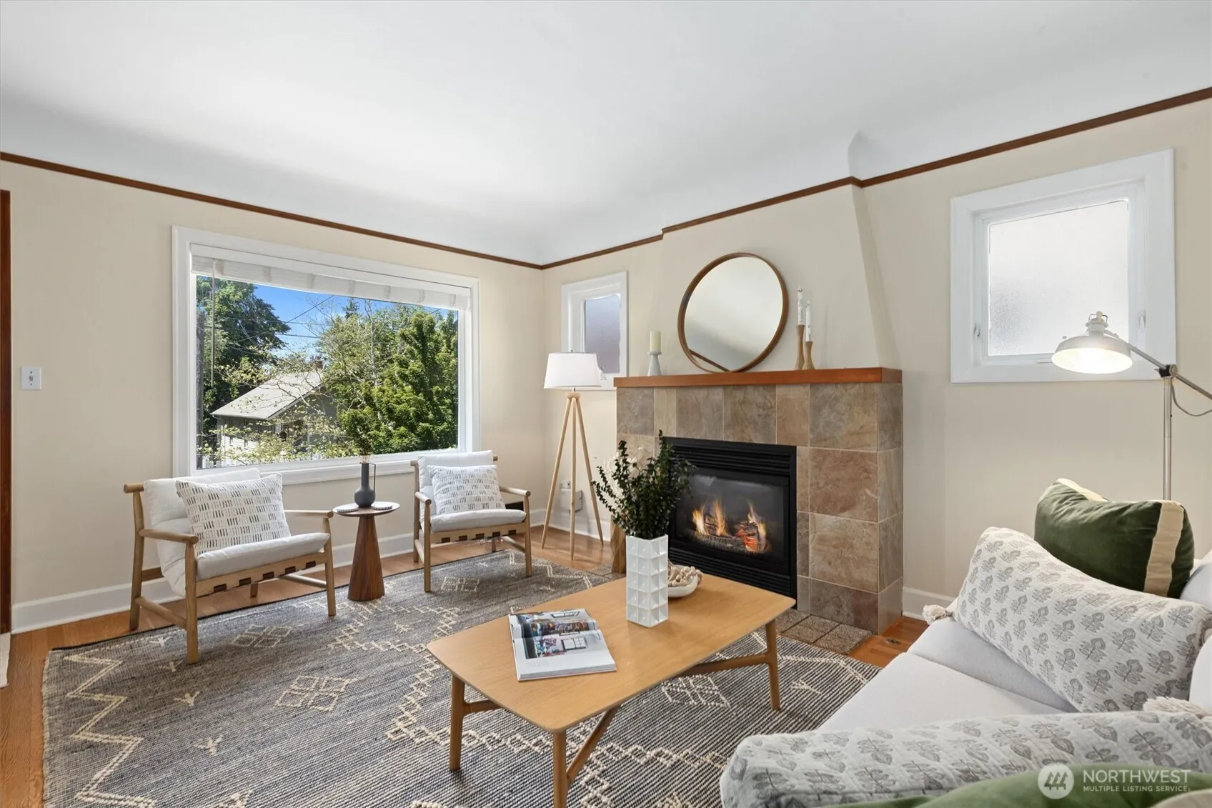 Property photo for 7028 17th Avenue Nw, Seattle photo 4
