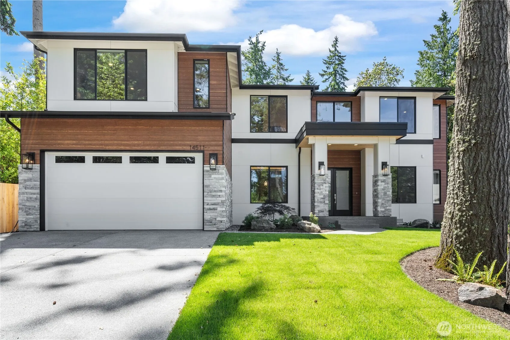 Property photo for 14511 Se 21st Pl, Bellevue