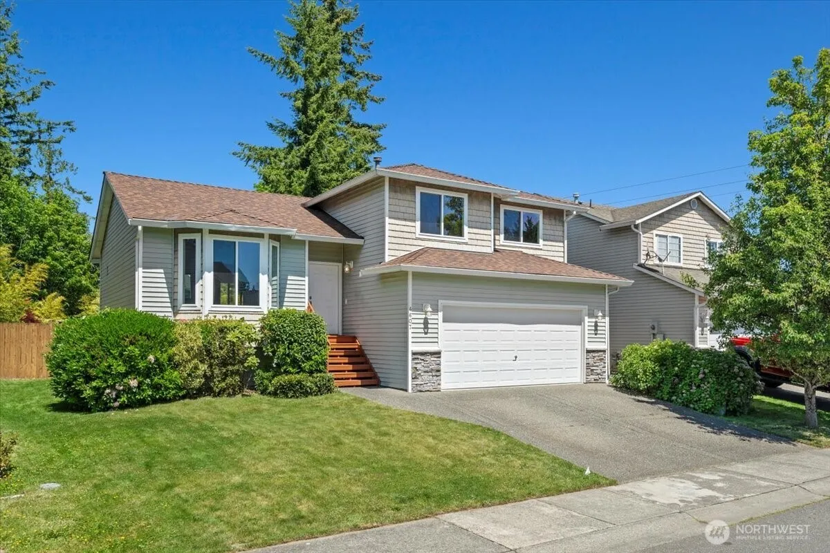 Property photo for 4607 149th Street Se, Everett photo 2