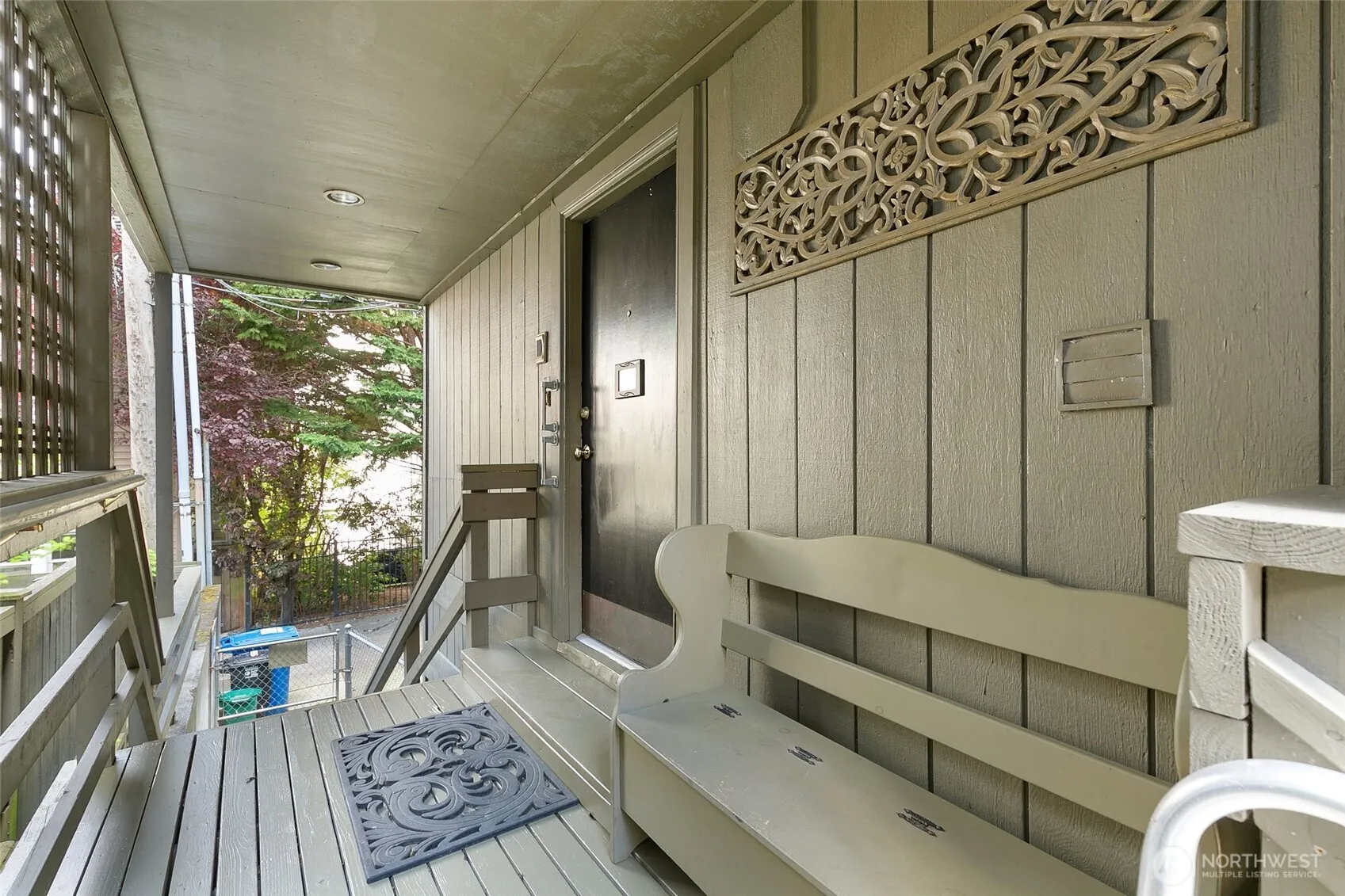 Property photo for 219 Boylston Avenue E, Seattle photo 3