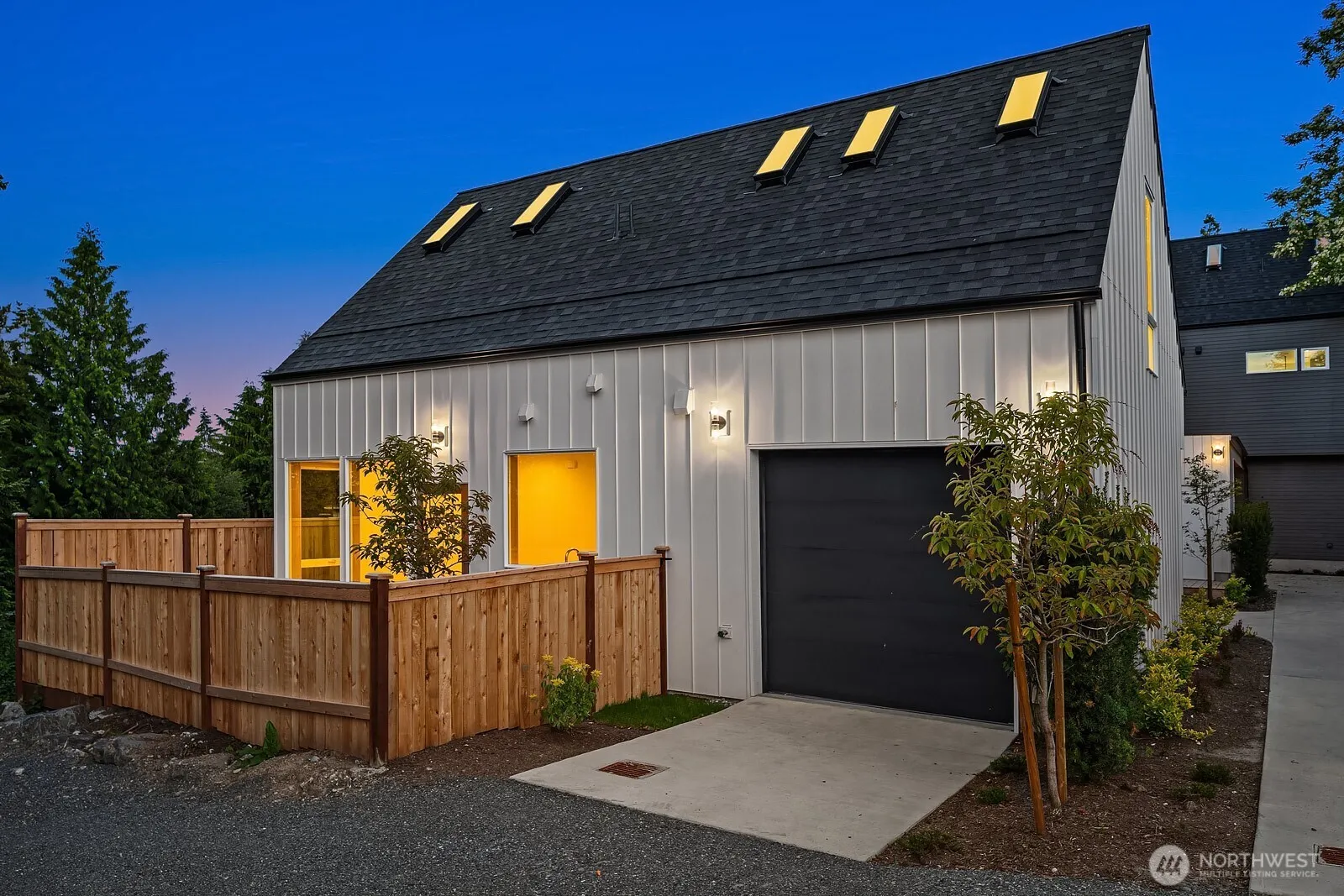 Property photo for 1516 Ne 97th Street, Seattle