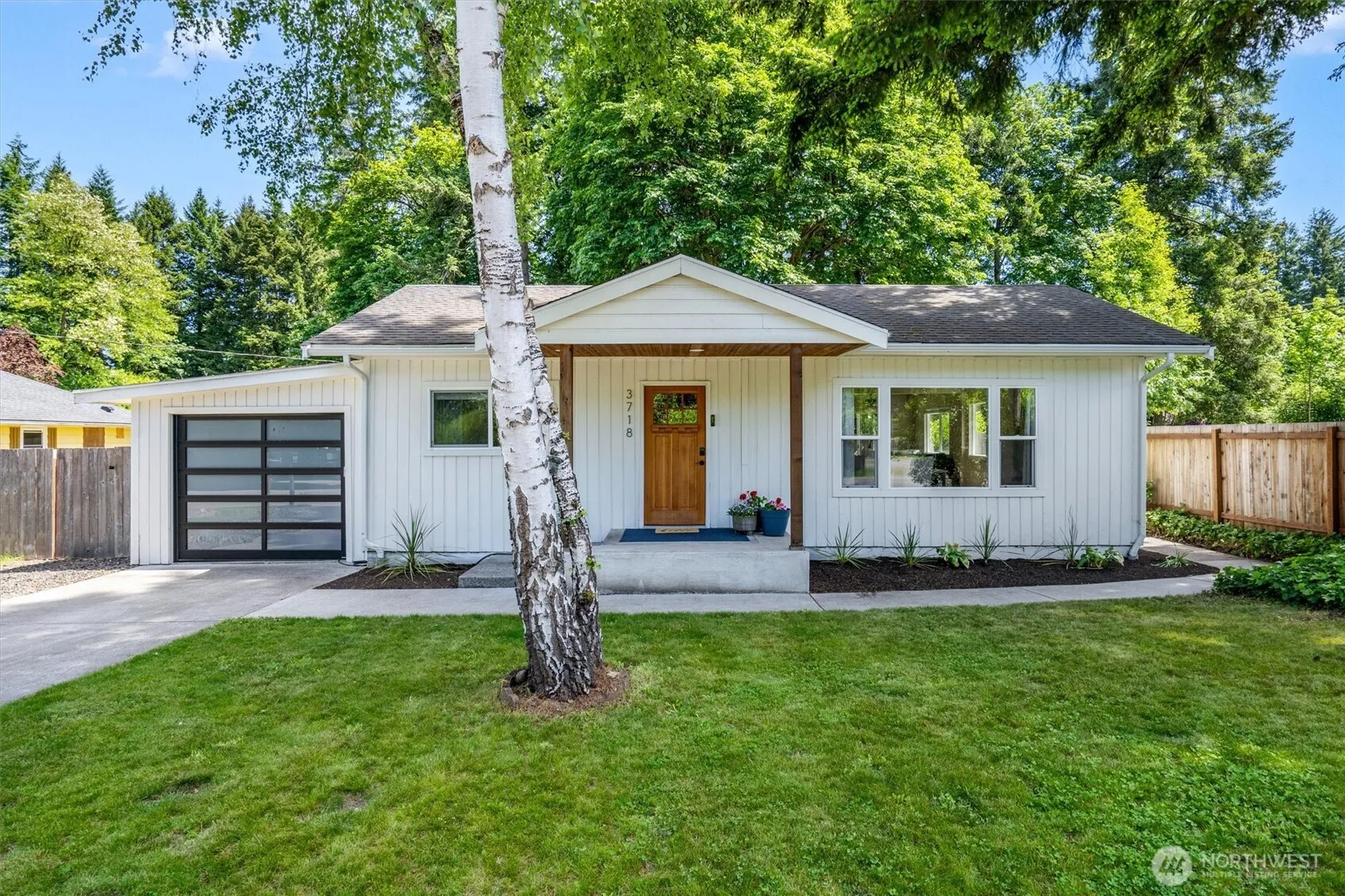 Property photo for 3718 Dyes Inlet Road Nw, Bremerton photo 2