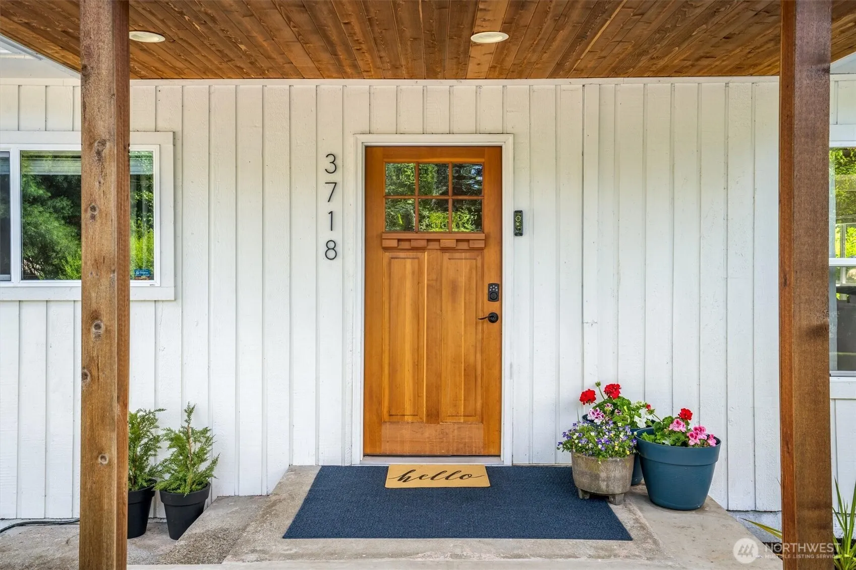 Property photo for 3718 Dyes Inlet Road Nw, Bremerton photo 4