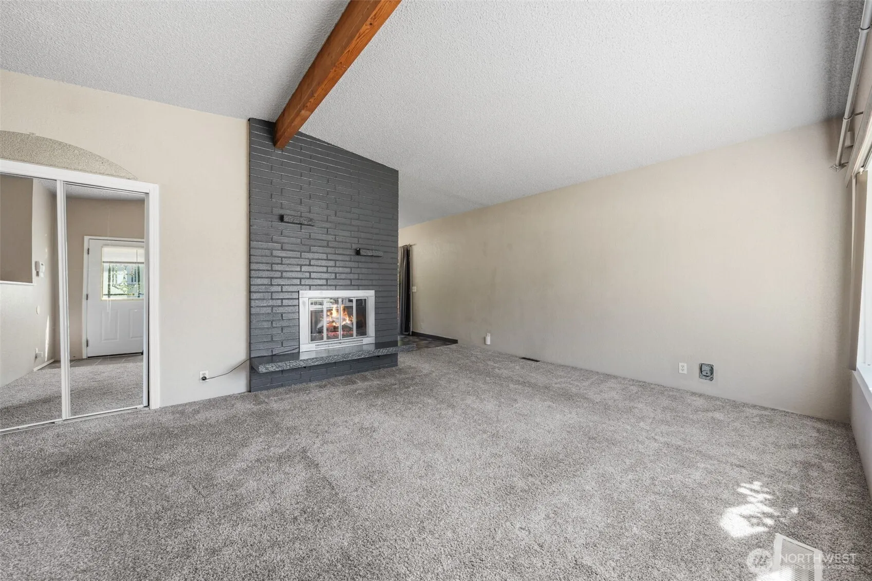 Property photo for 11401 69th Place S, Seattle photo 4