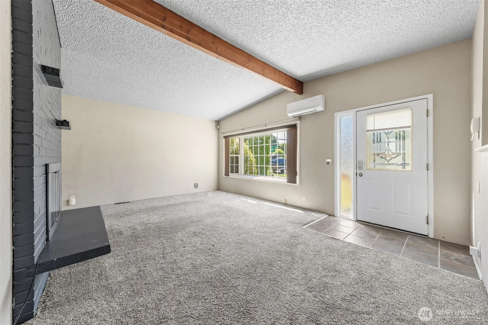 Property photo for 11401 69th Place S, Seattle photo 3