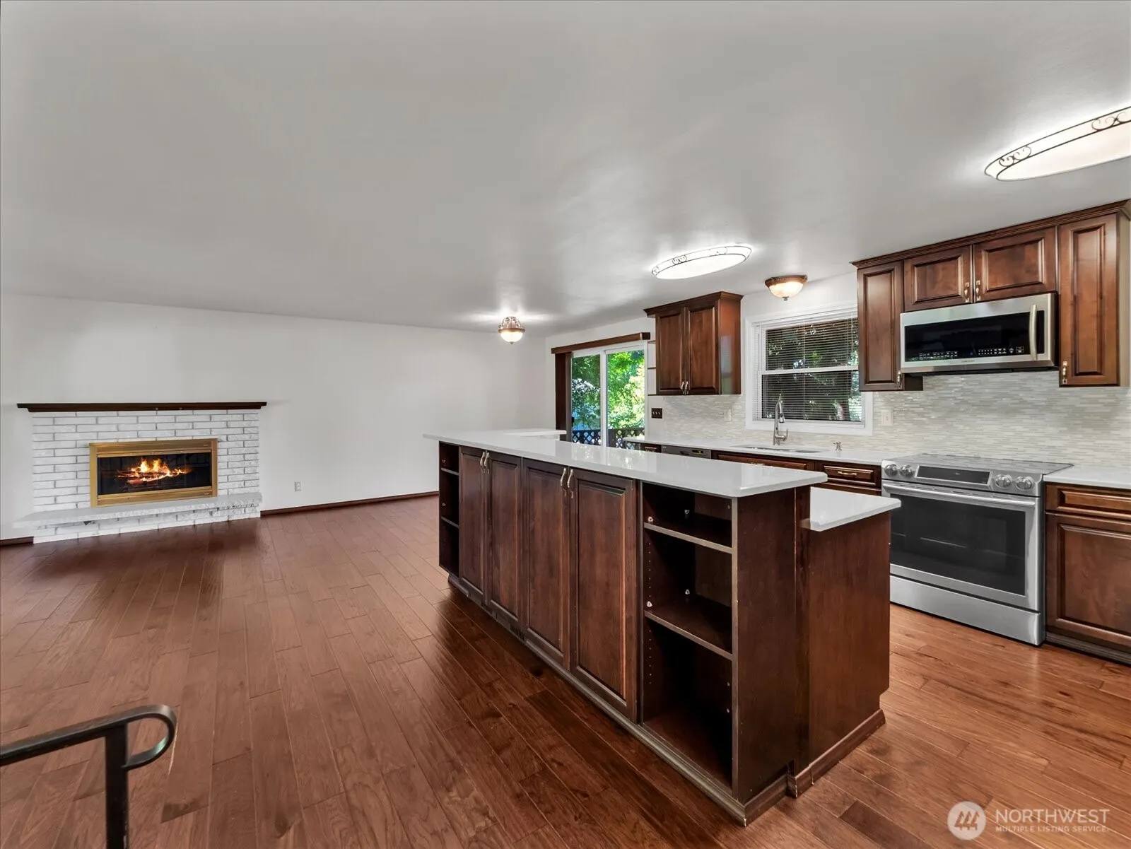 Property photo for 713 220th Street Sw, Bothell photo 5