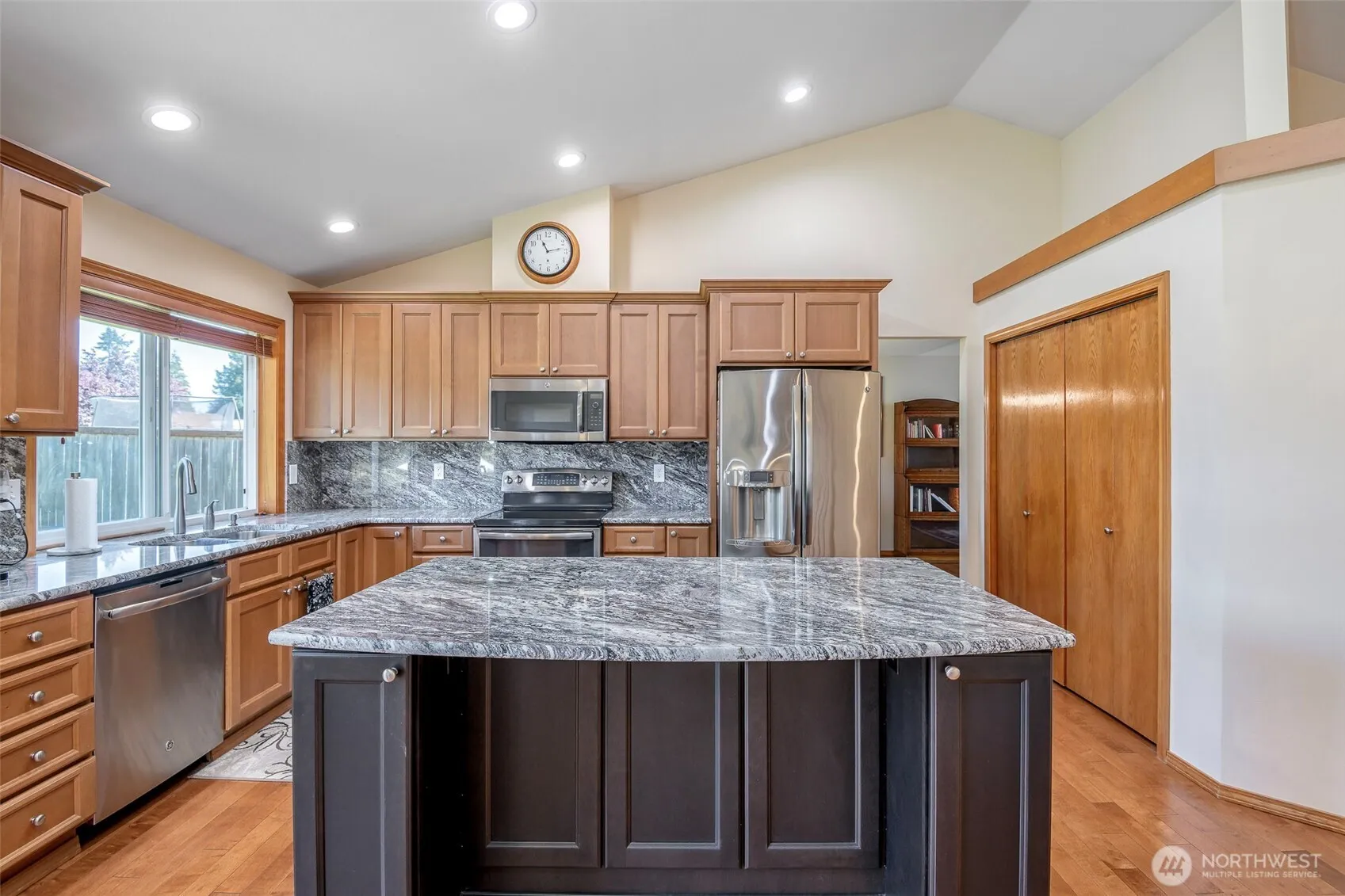 Property photo for 8909 170th Street Ct E, Puyallup photo 4