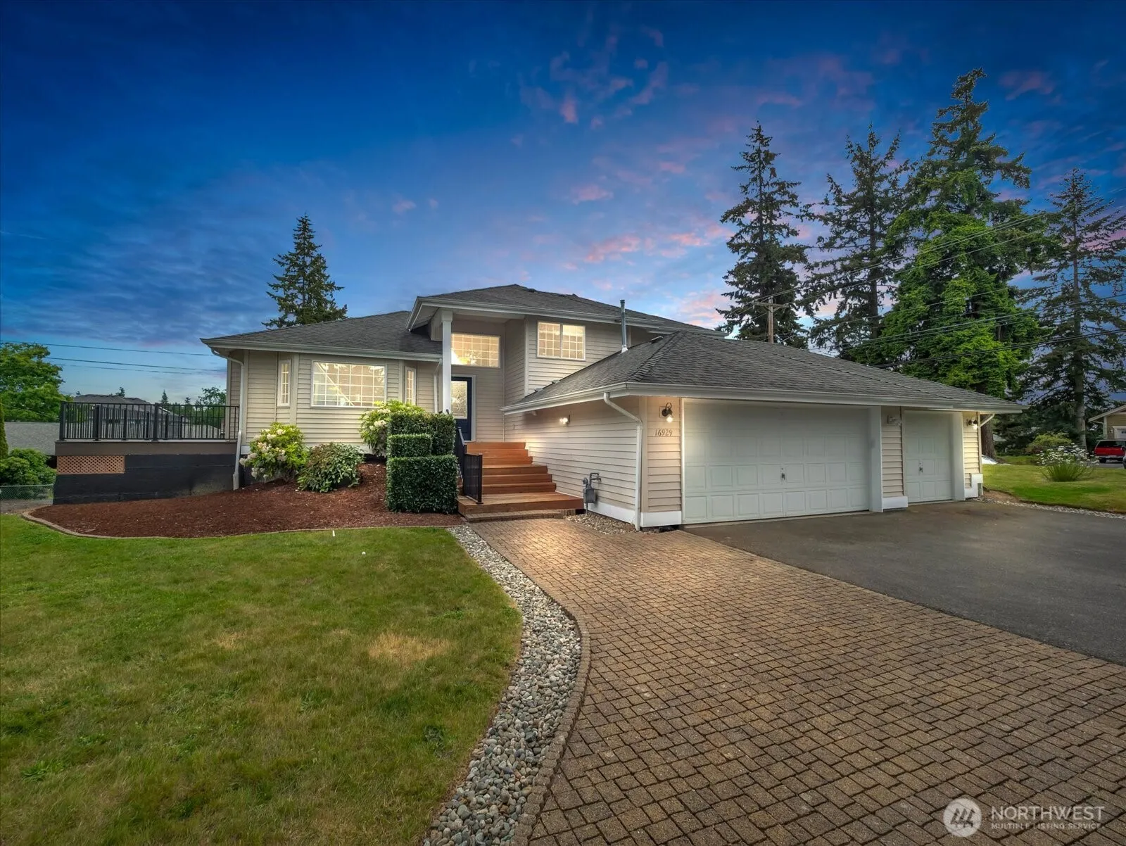 Property photo for 16929 52nd Avenue W, Lynnwood
