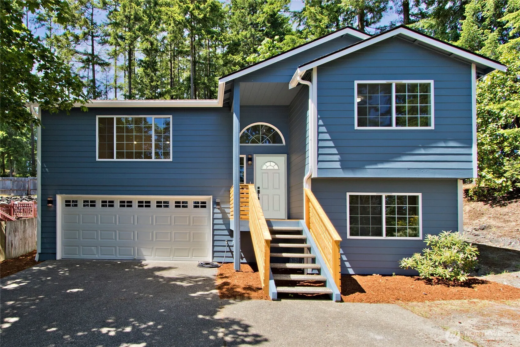 Property photo for 3057 Se Grovewood Street, Port Orchard