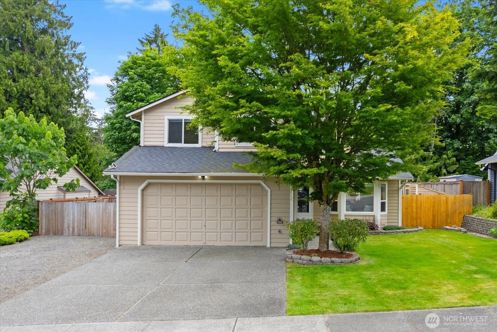 Property photo for 12423 52nd Drive Se, Everett