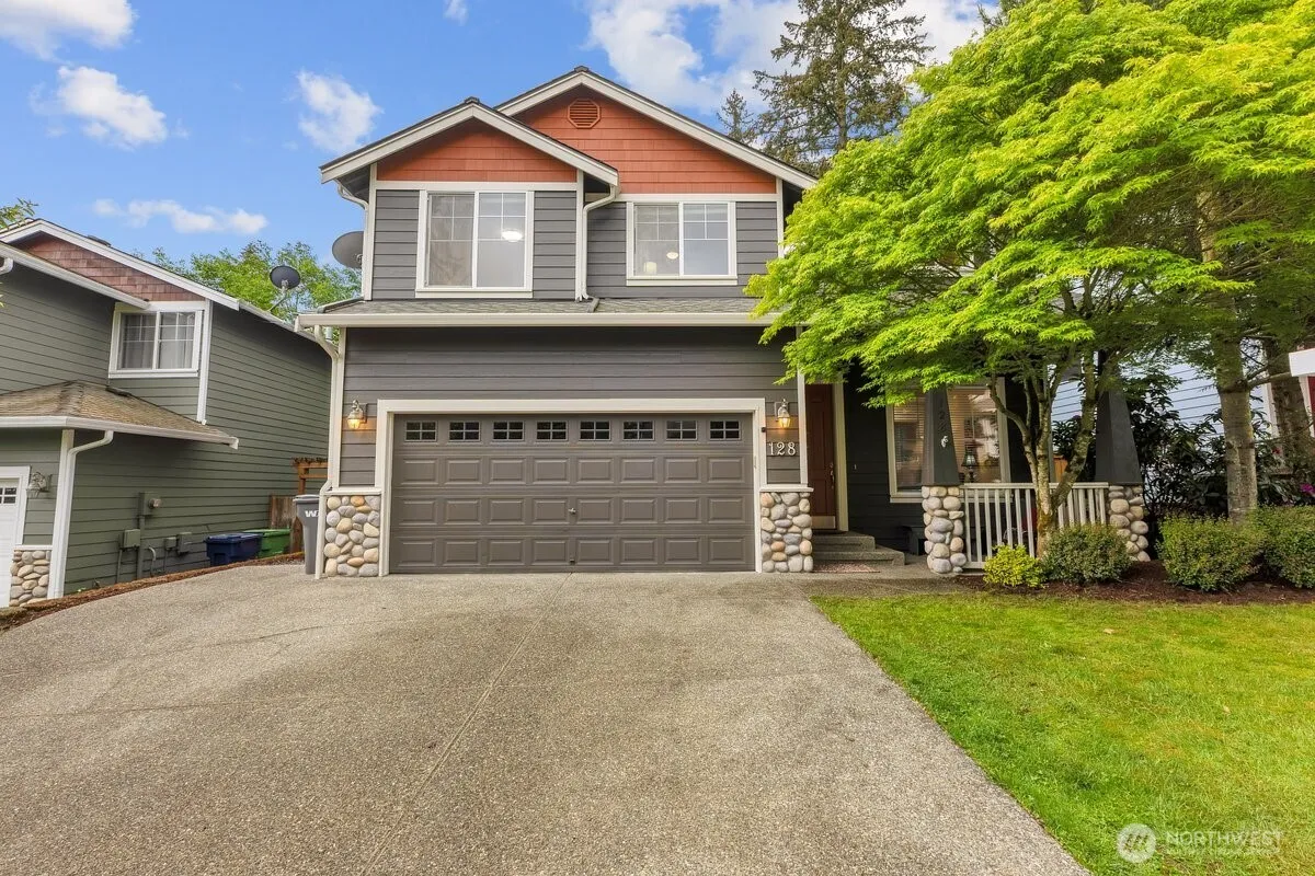 Property photo for 128 202nd Street Se, Bothell photo 3
