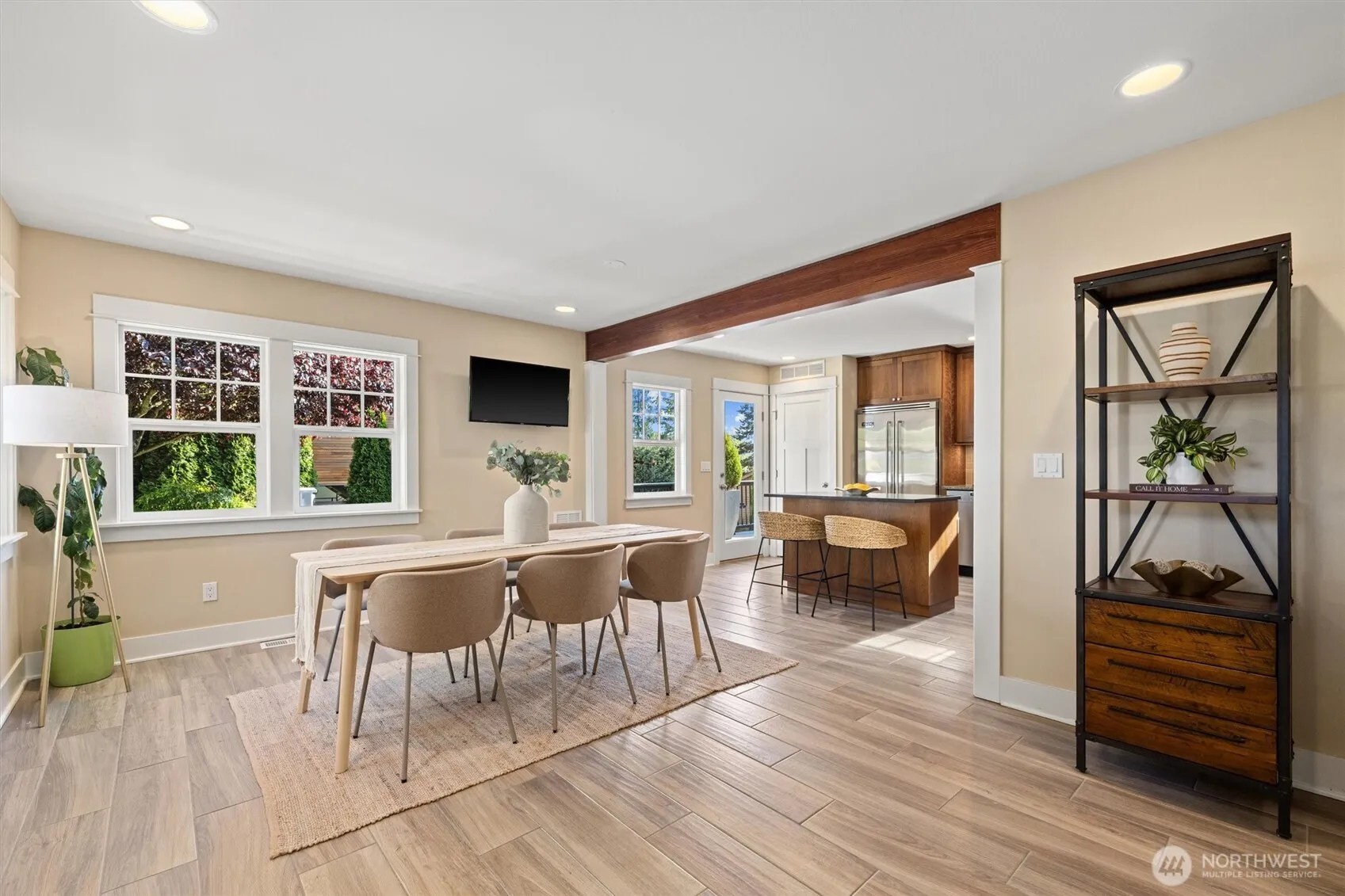 Property photo for 817 6th Street, Kirkland photo 4