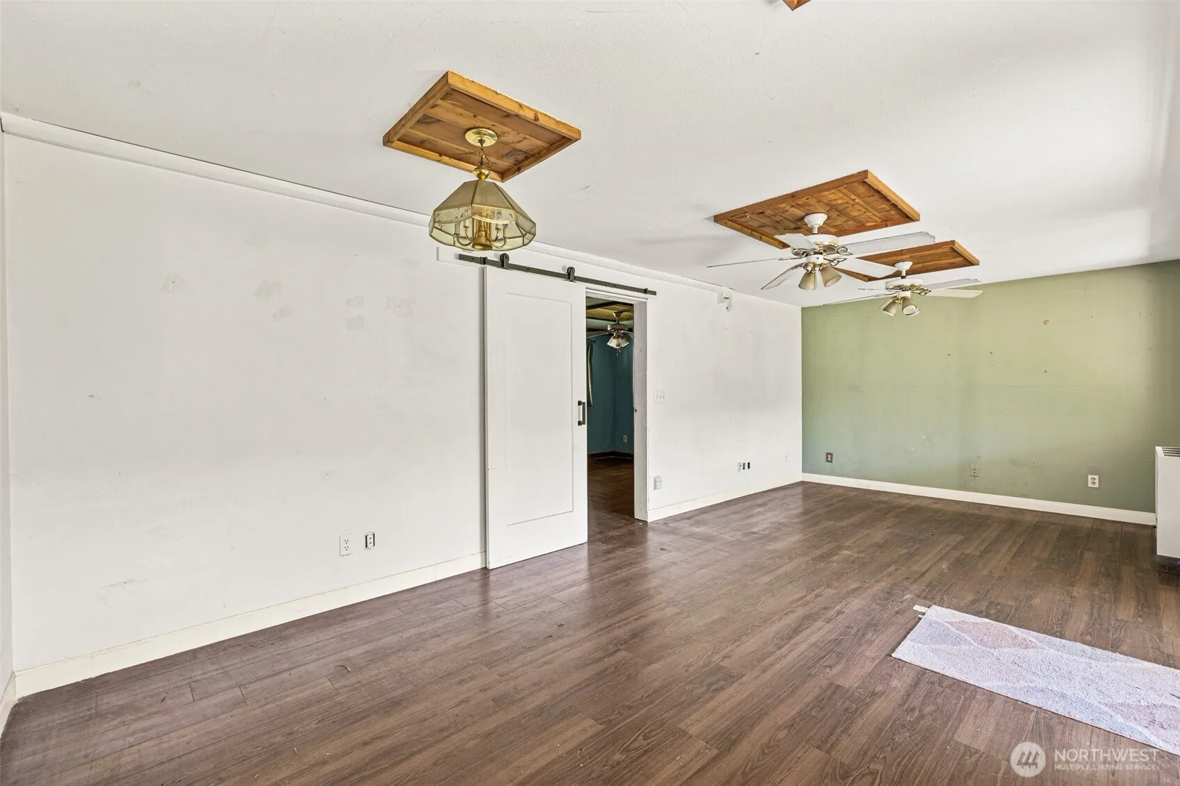 Property photo for 17601 Se Jones Road, Renton photo 3