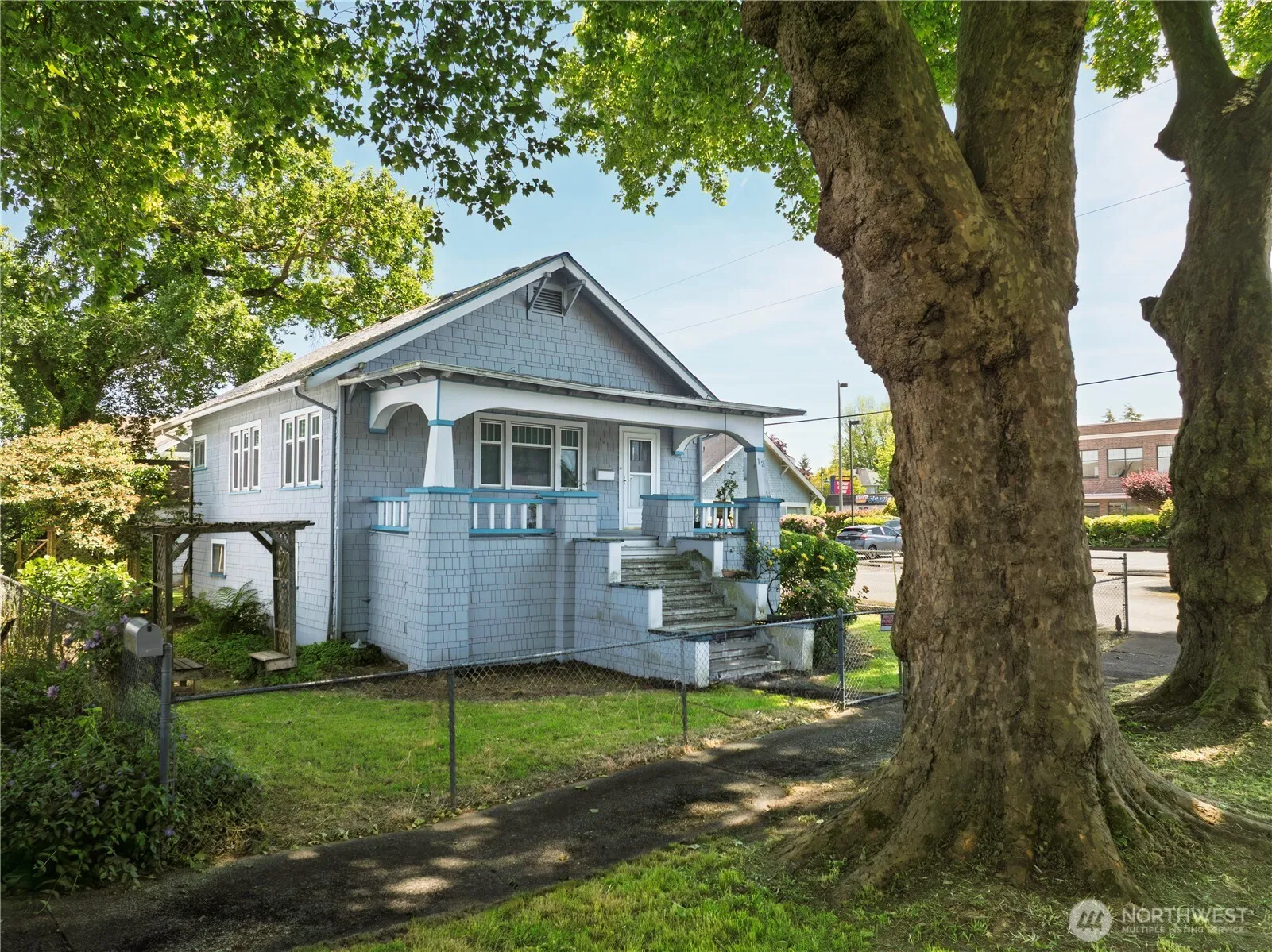 12 G Street Nw, Auburn
