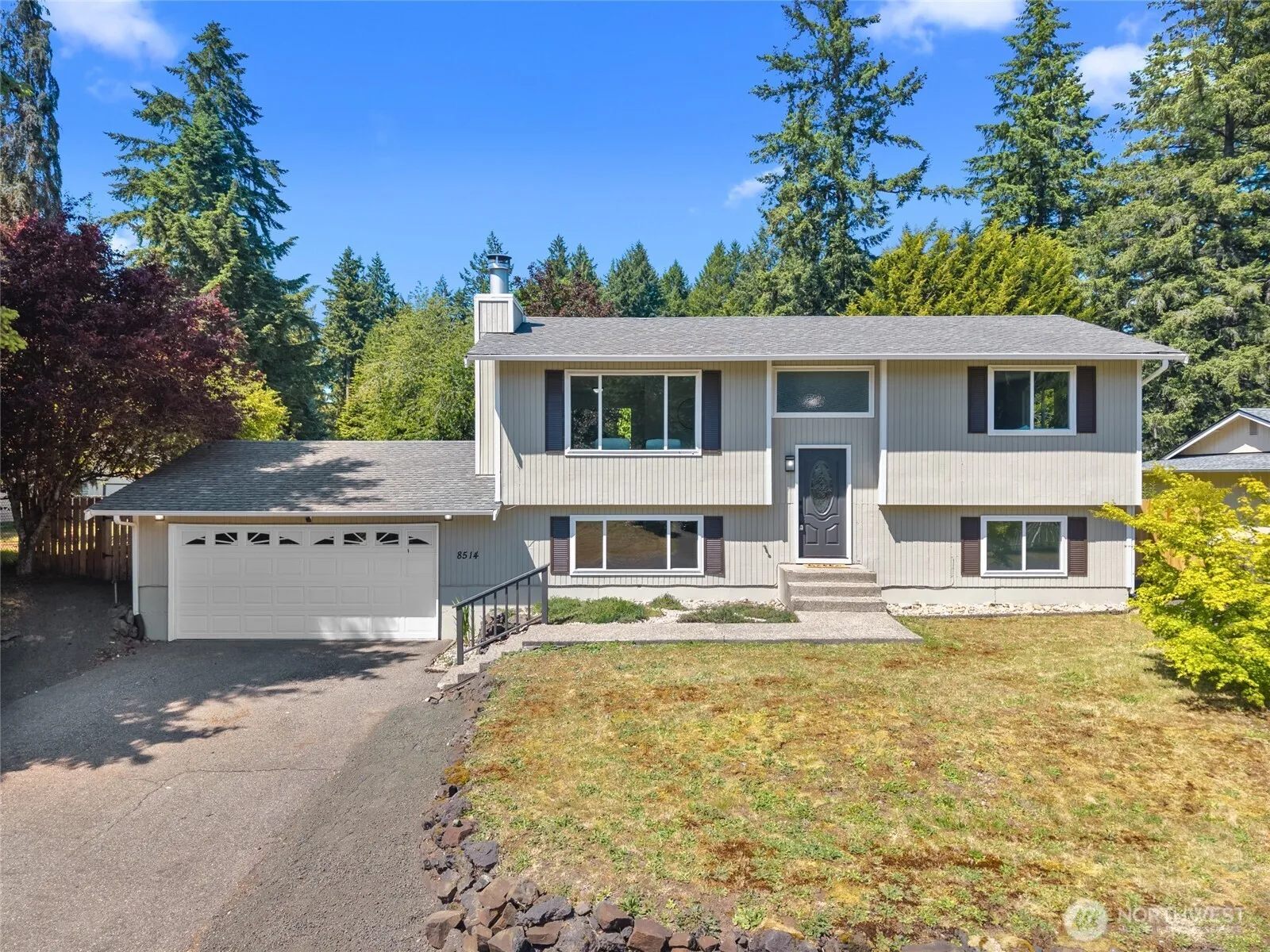 Property photo for 8514 9th Way Se, Olympia photo 2