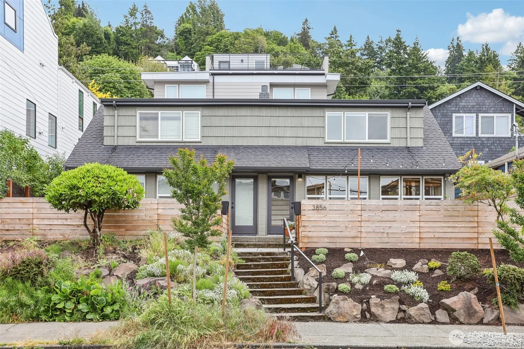 Property photo for 3856 Beach Drive Sw, Seattle photo 2