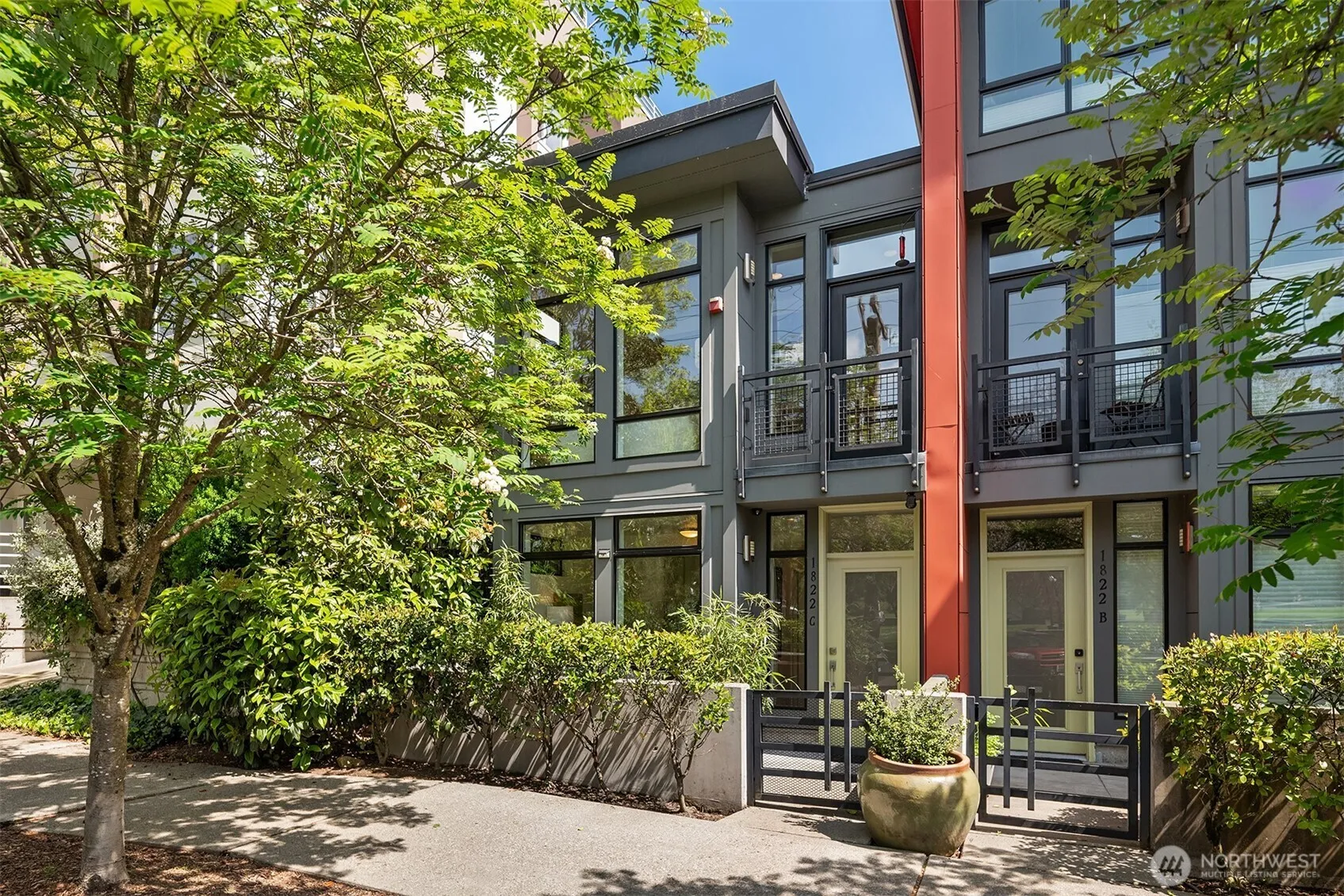 Property photo for 1822 11th Avenue #c, Seattle