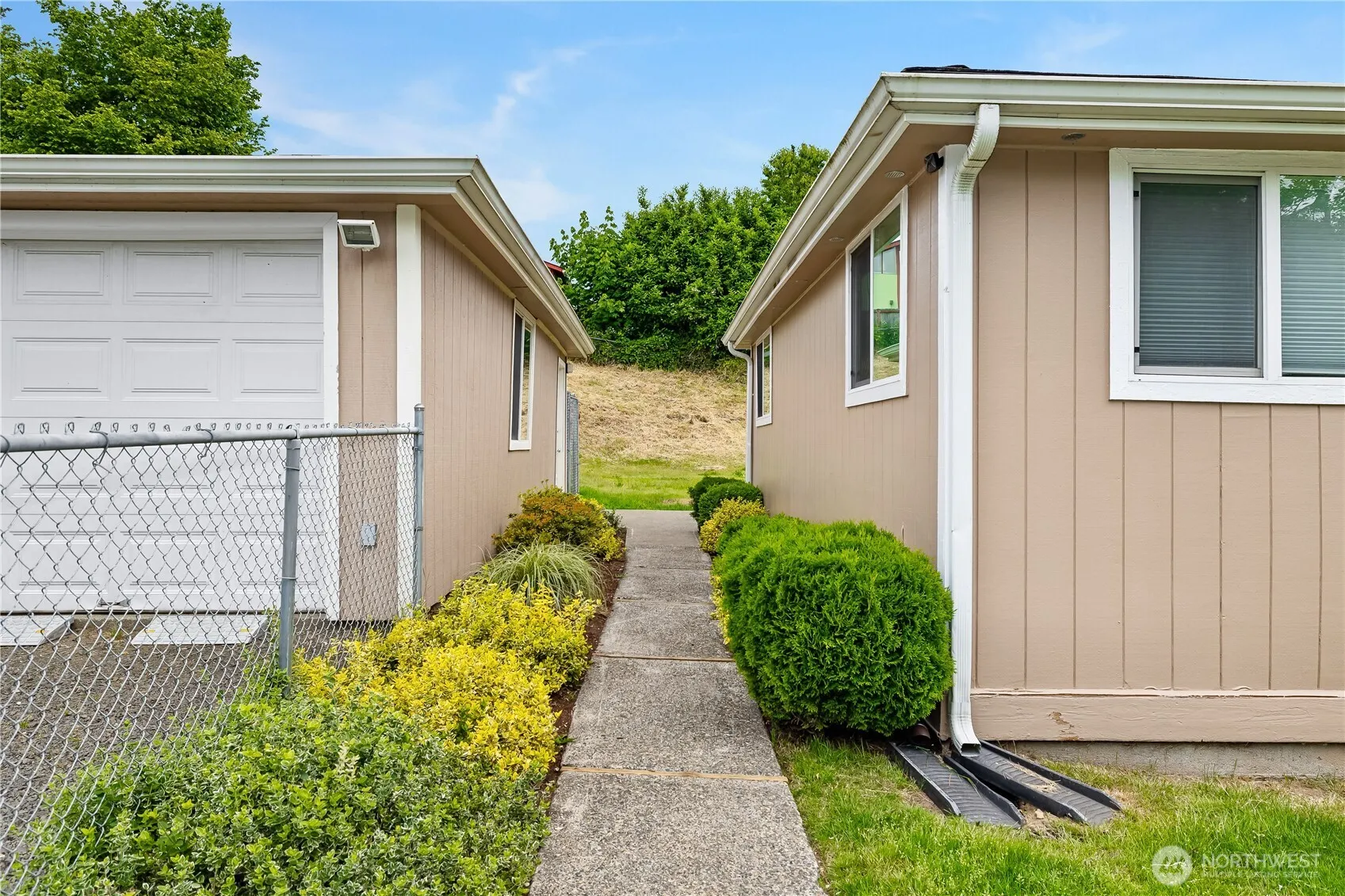 Property photo for 1958 12th Avenue Se, Olympia photo 4