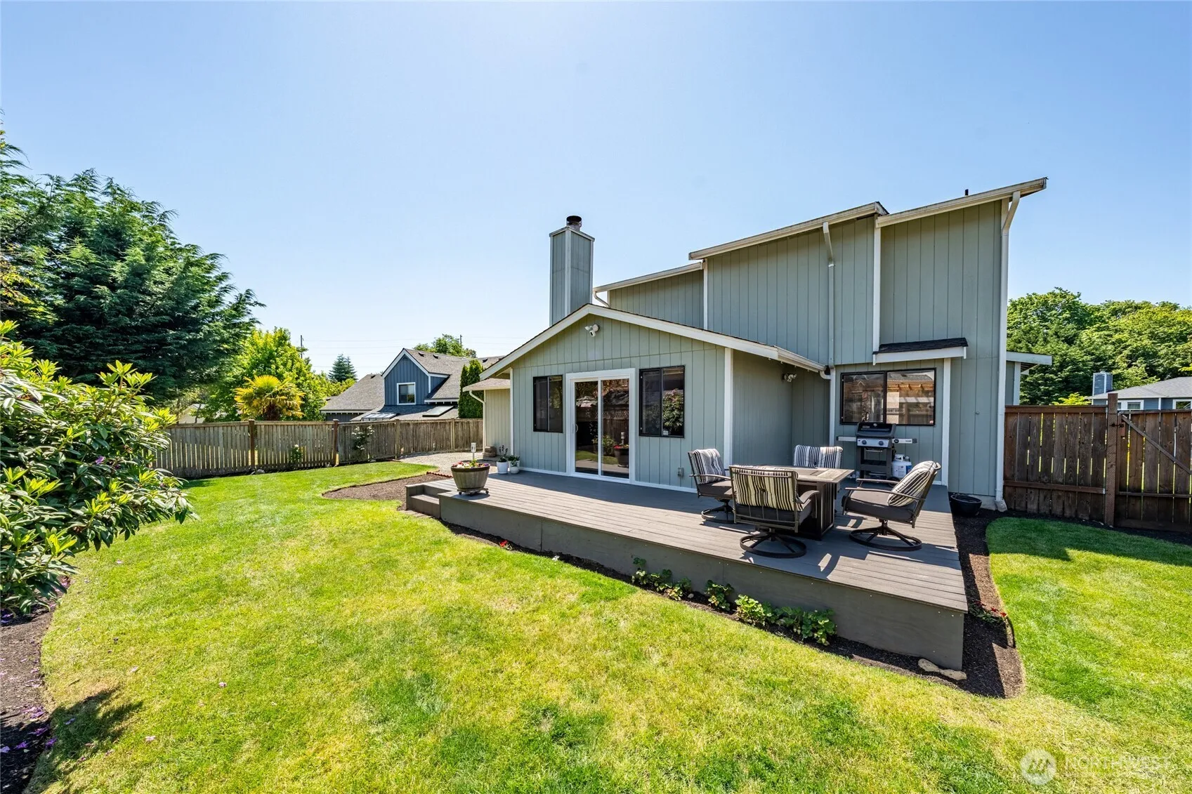 Property photo for 3717 Inverness Drive Ne, Tacoma photo 3