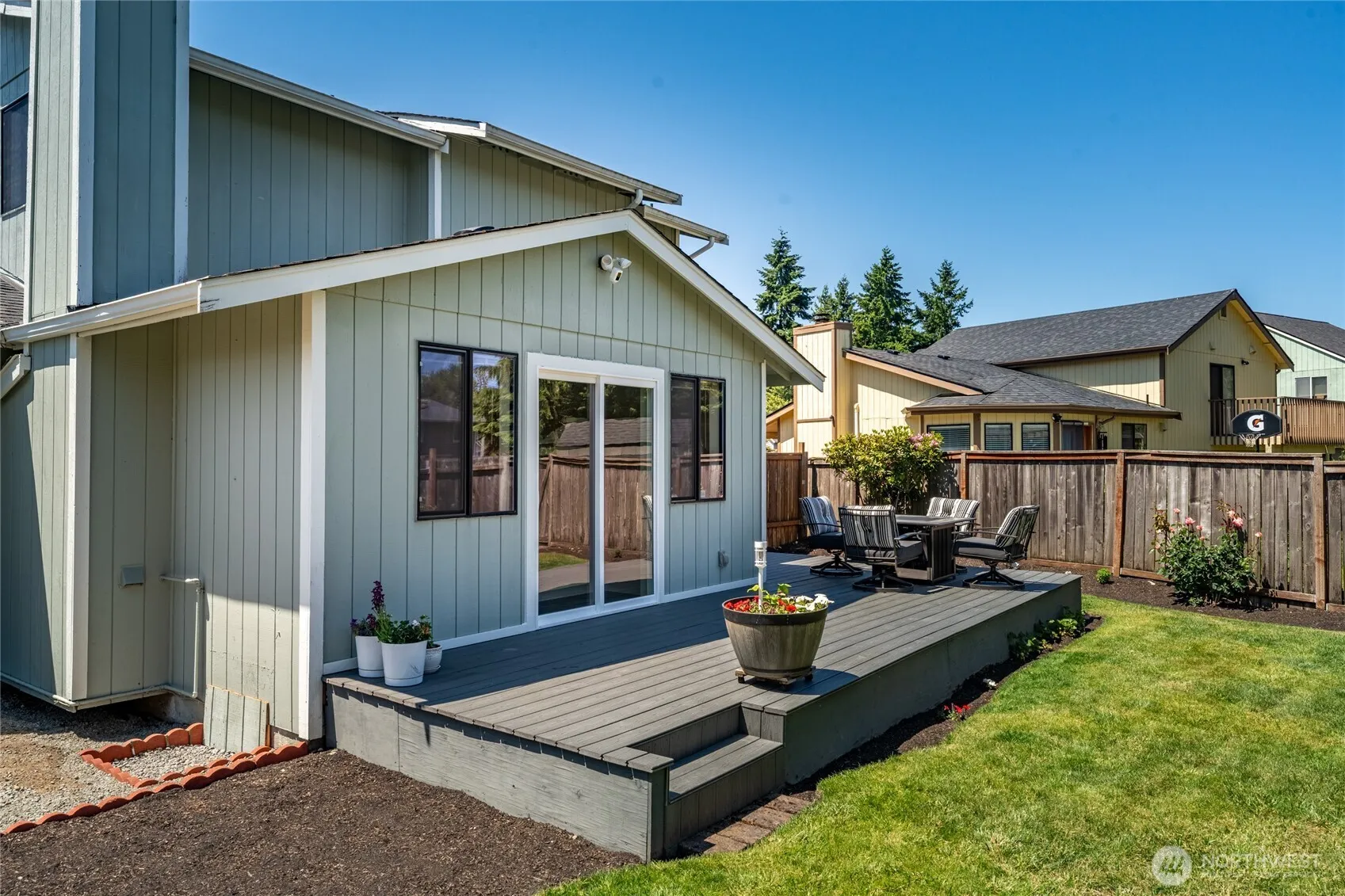 Property photo for 3717 Inverness Drive Ne, Tacoma photo 4