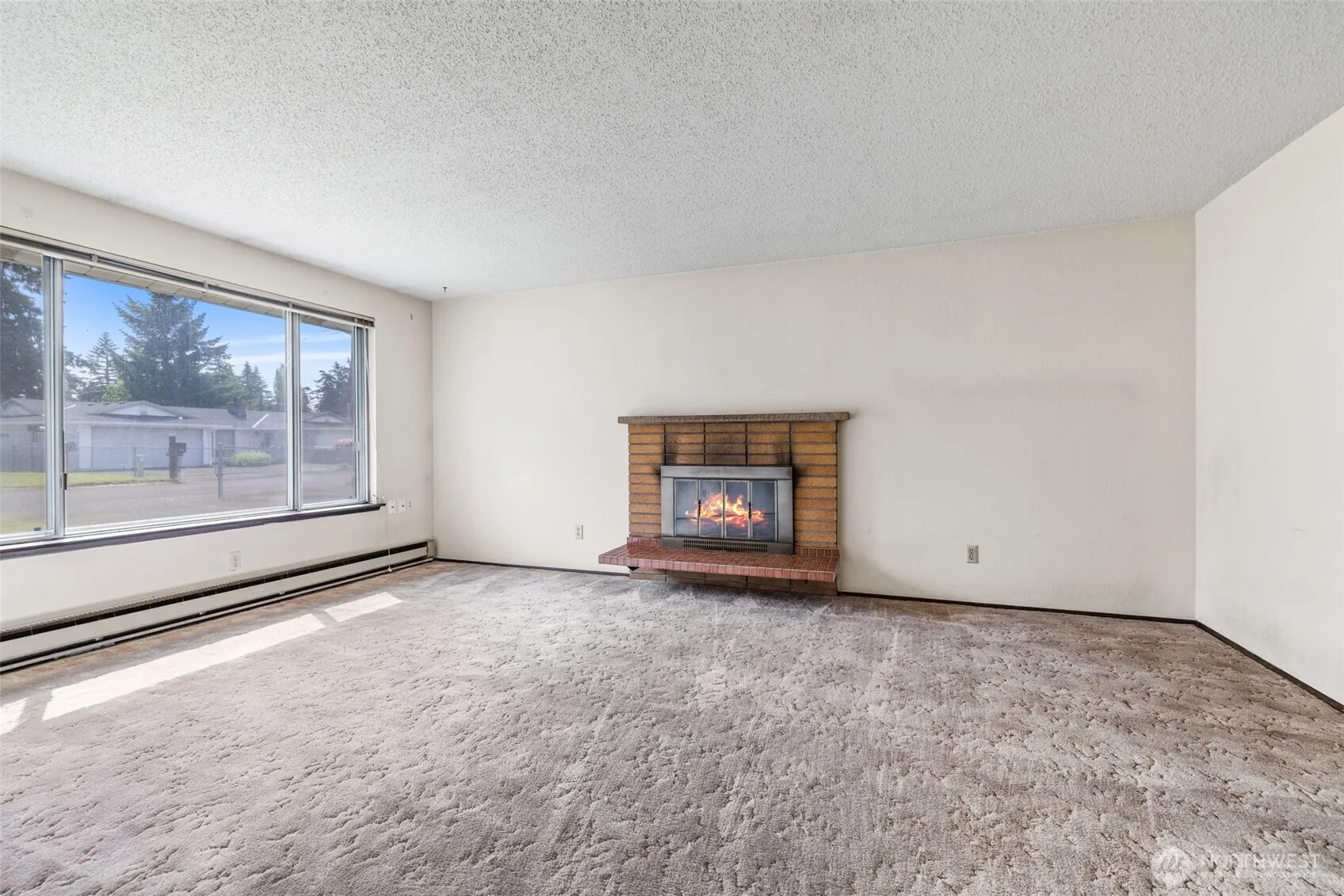 Property photo for 13014 3rd Avenue Ct E, Tacoma photo 5