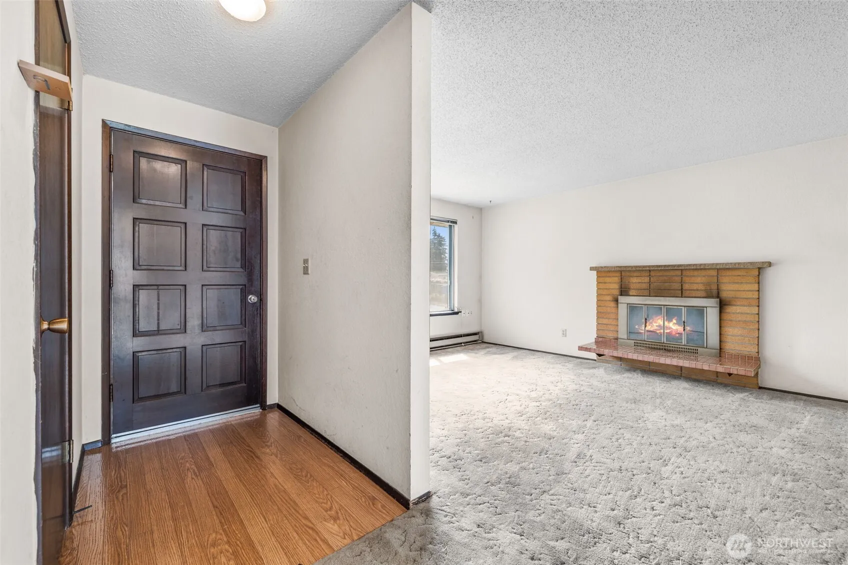Property photo for 13014 3rd Avenue Ct E, Tacoma photo 4
