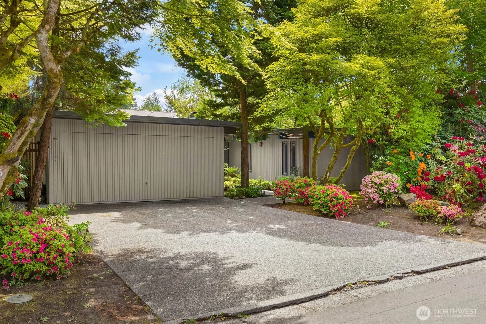 Property photo for 7633 Ne 123rd Street, Kirkland photo 4