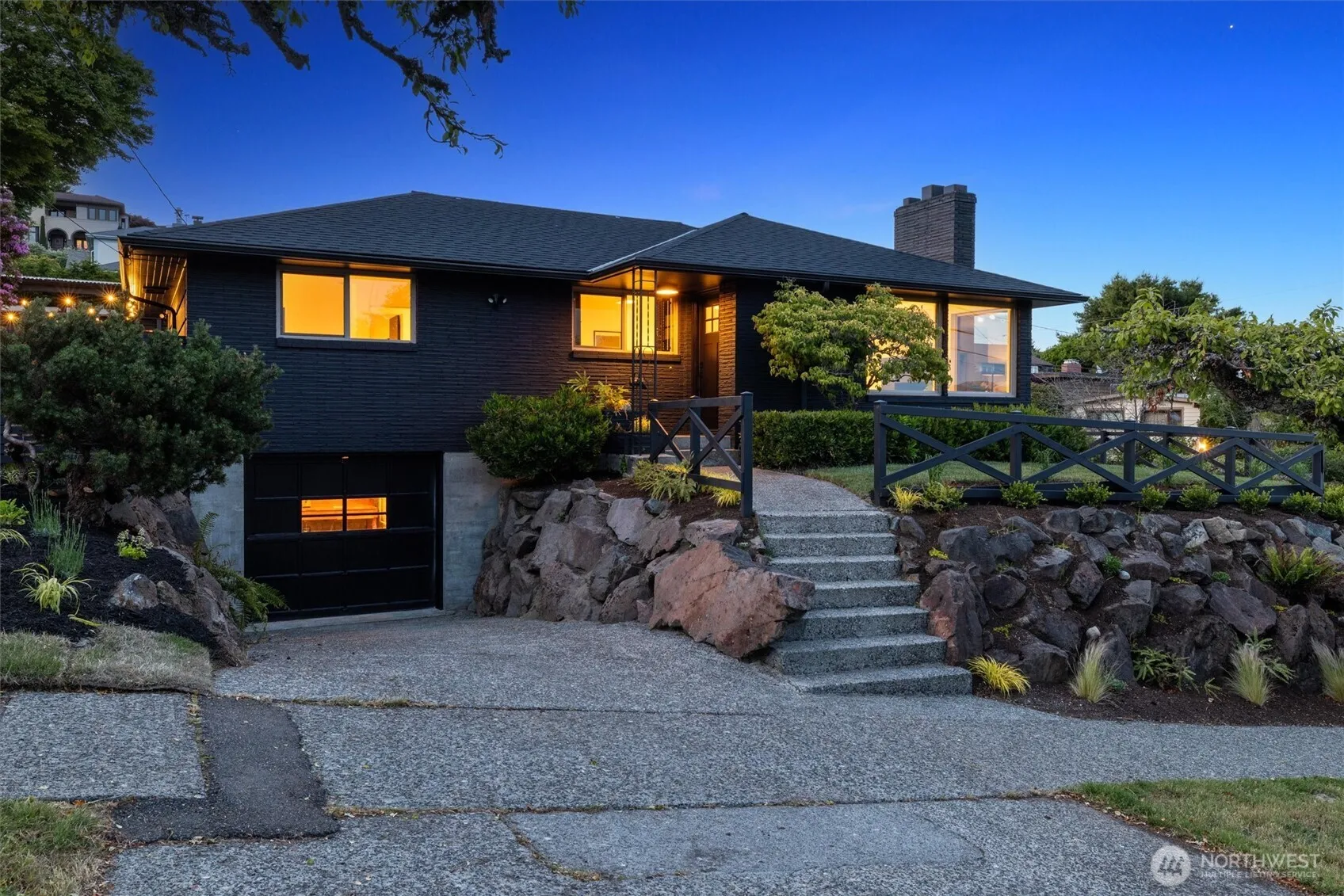 Property photo for 2604 W Armour Street, Seattle