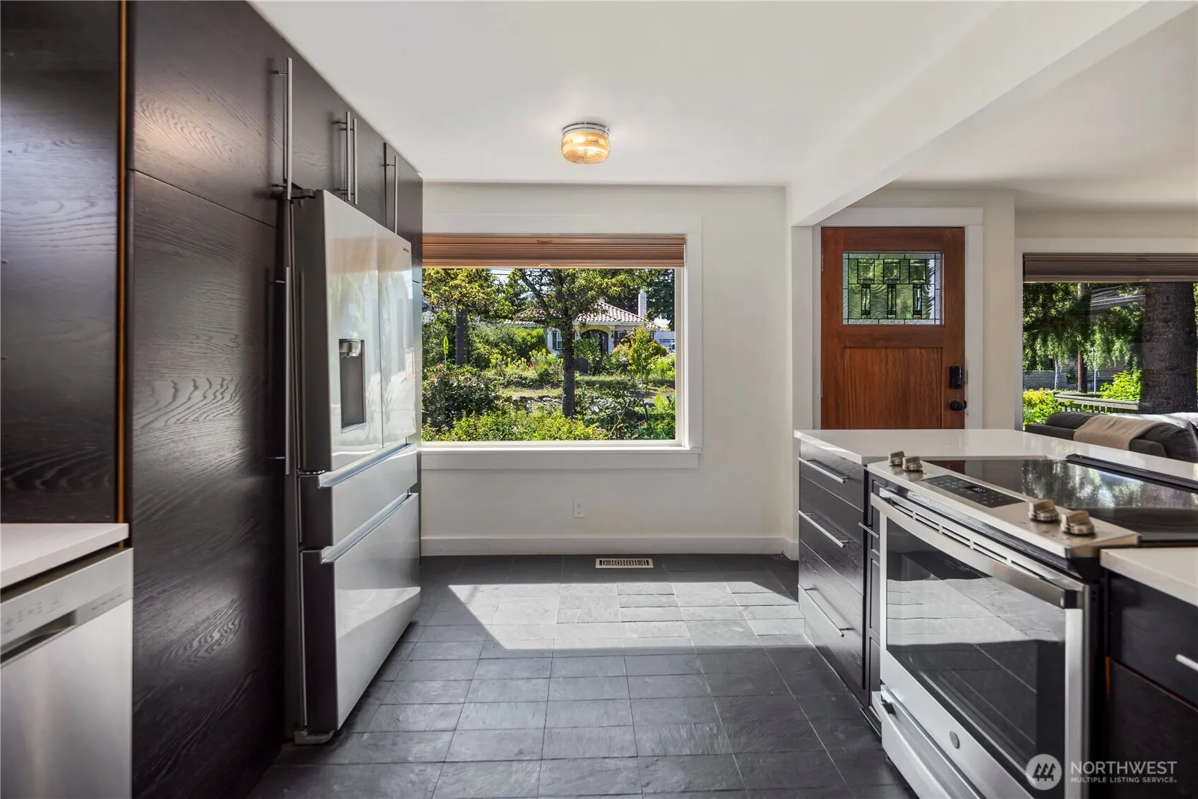 Property photo for 8414 9th Avenue Sw, Seattle photo 5