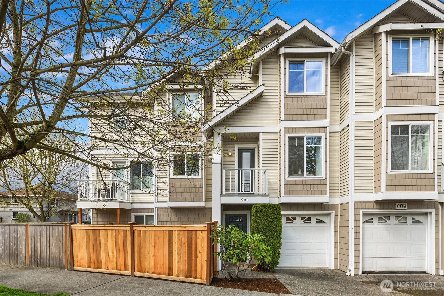 Property photo for 602 Ne 68th Street, Seattle