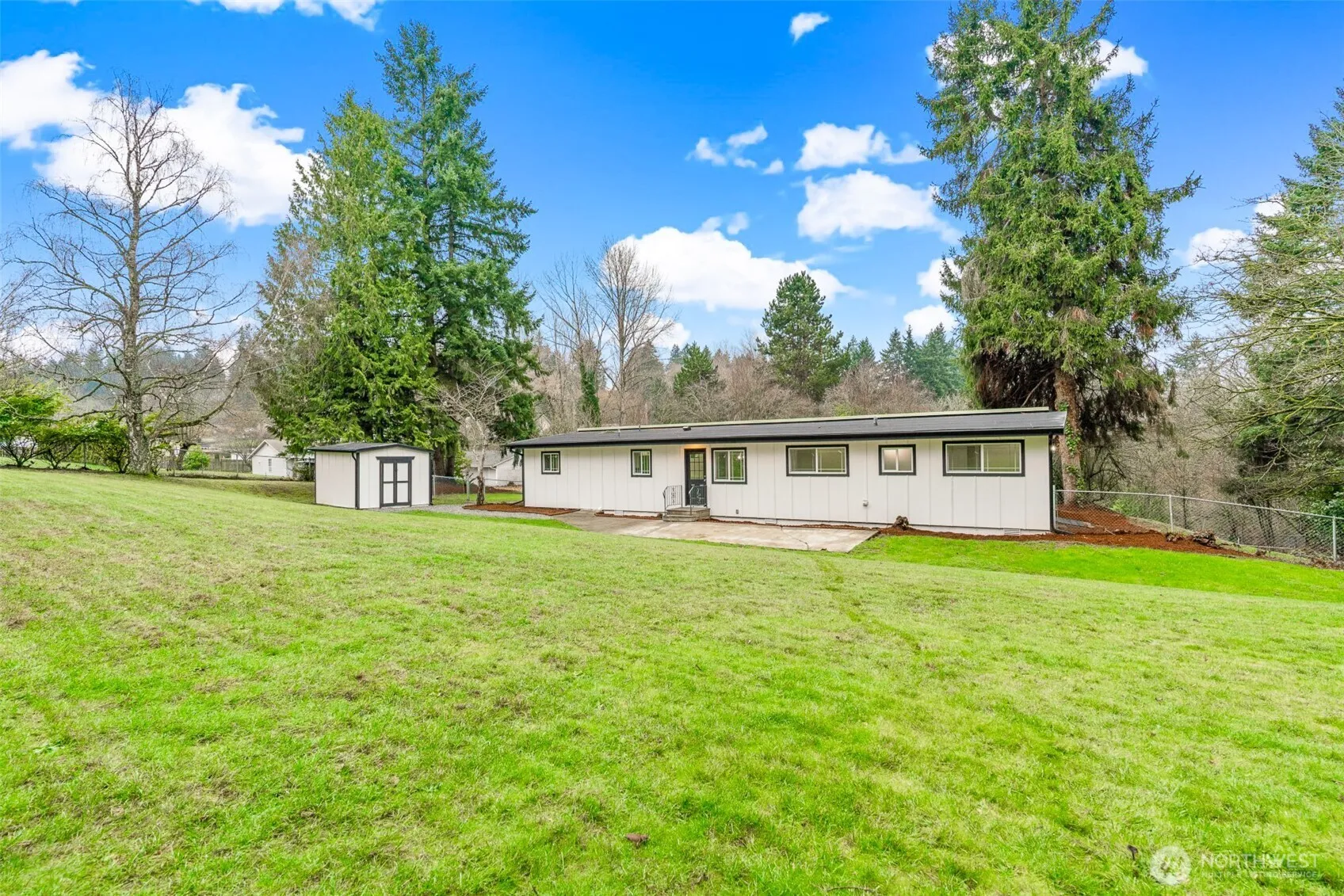 Property photo for 3107 34th Street Ct E, Tacoma photo 2