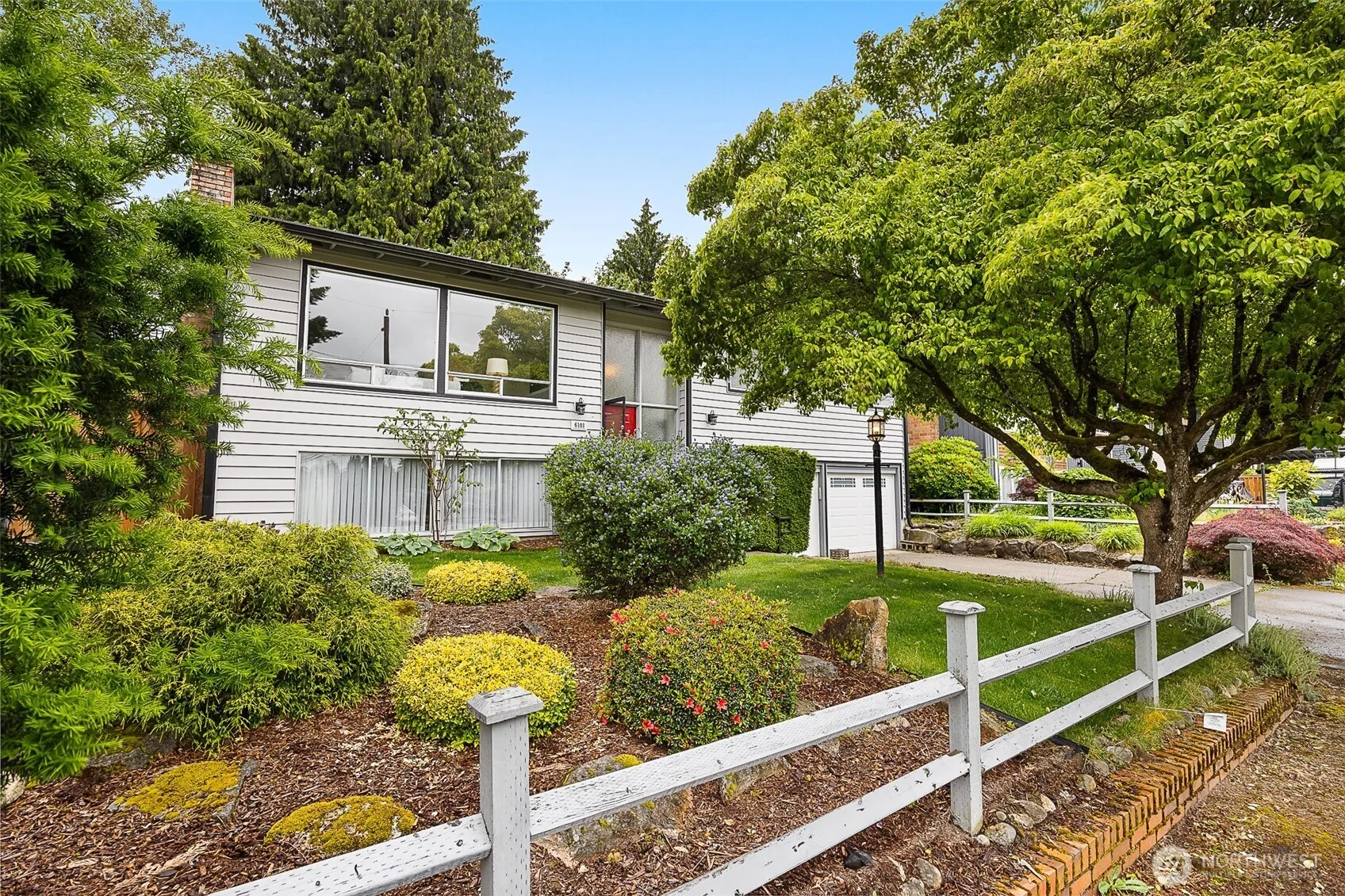 Property photo for 6101 S 116th Street, Seattle